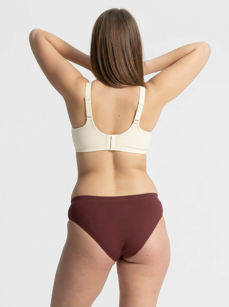 Eve Chantelle Seamless Mesh-Trim Bonded Bralette