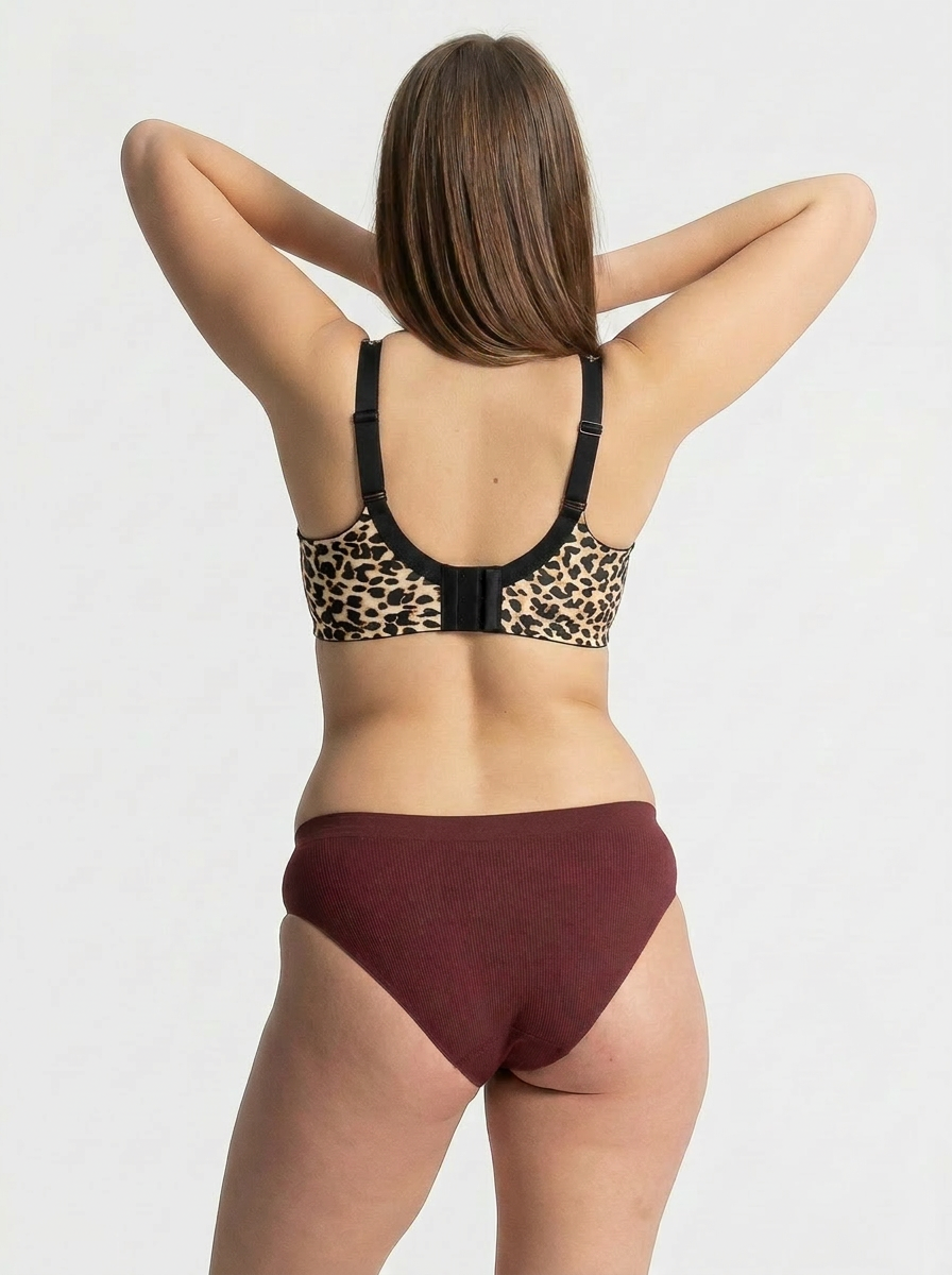 Eve Chantelle Seamless Mesh-Trim Bonded Bralette