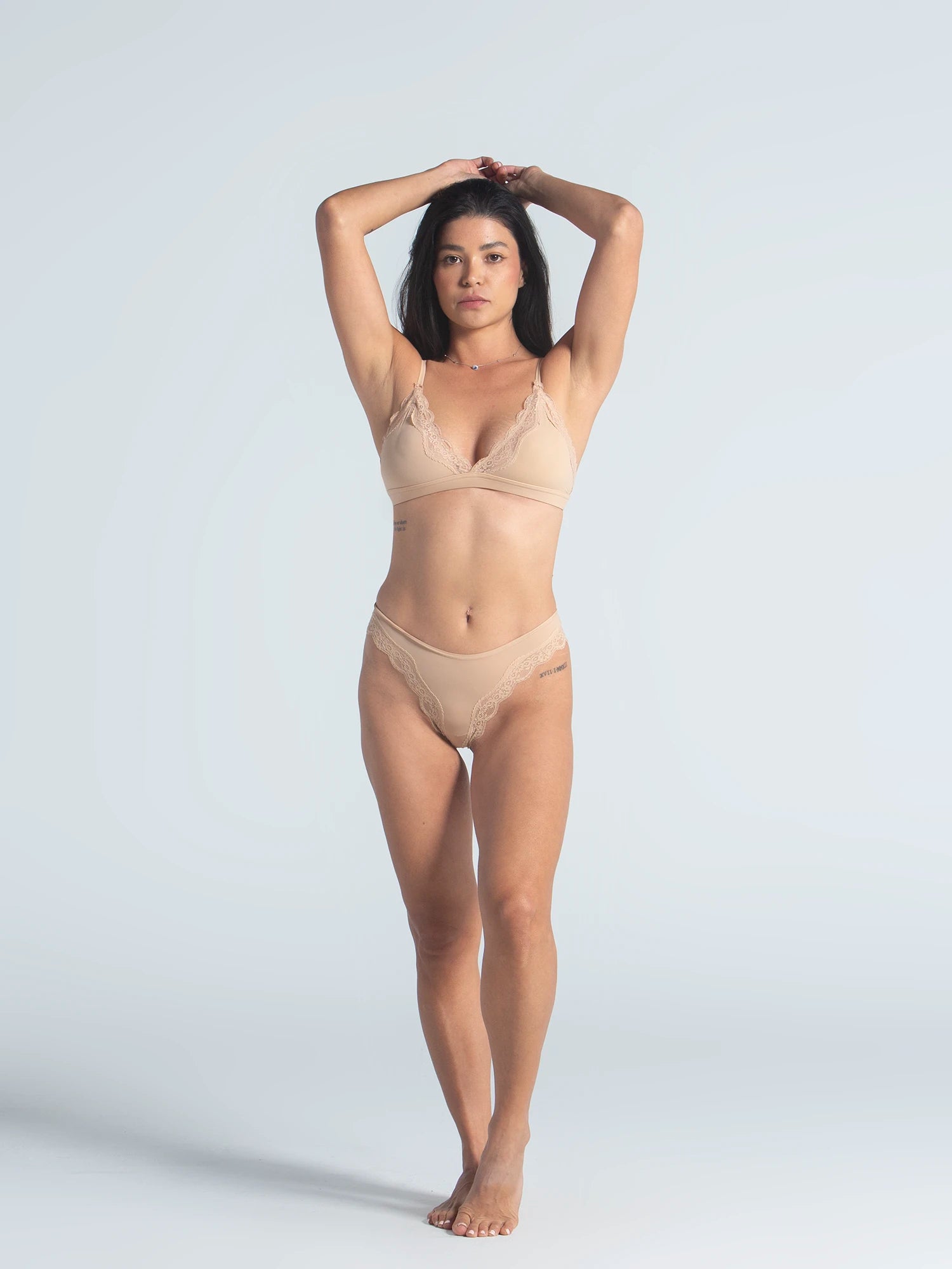 Eve Chantelle Light Lace Thong