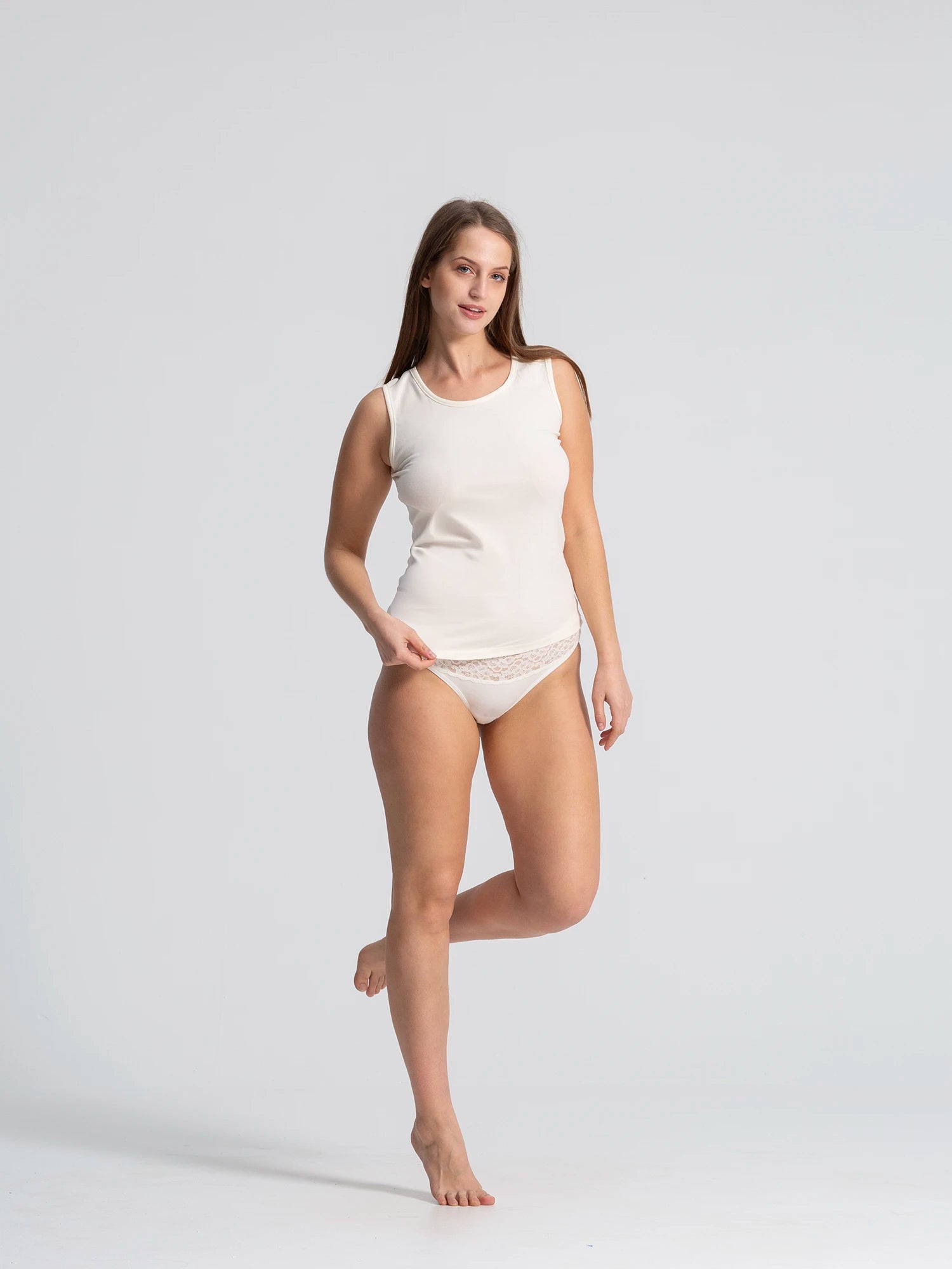 تانك توب "Bold" باللون الأسود