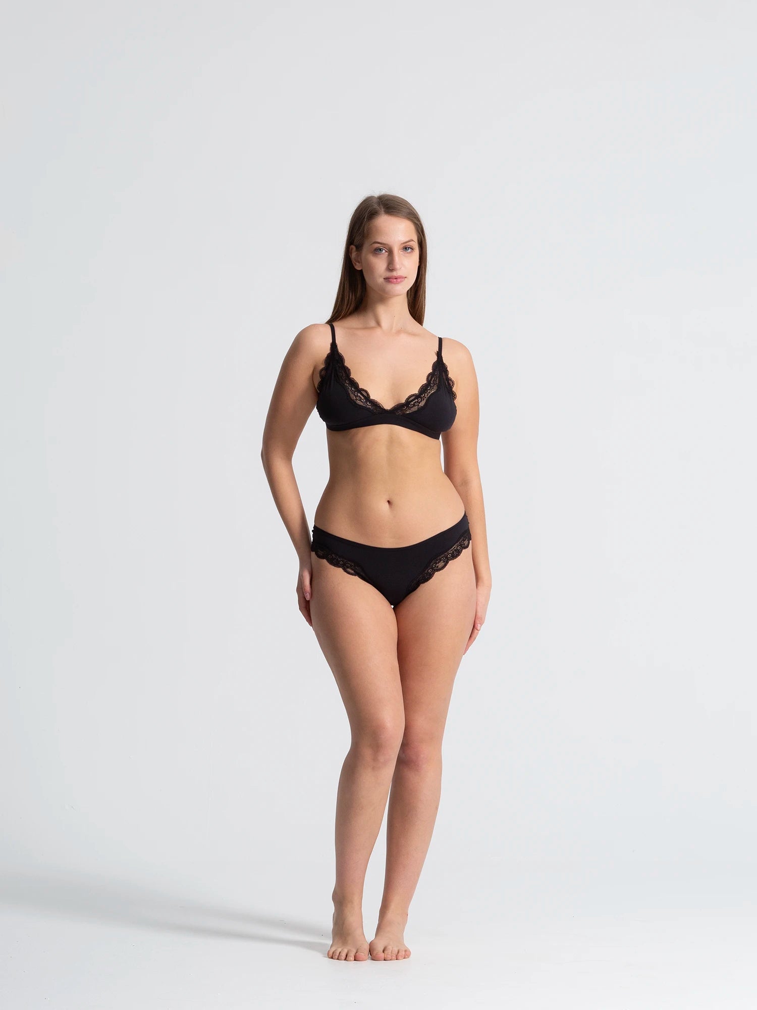 Eve Chantelle Light Lace Thong