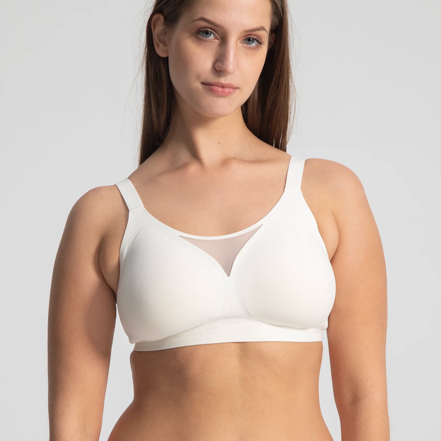 Eve Chantelle Seamless Mesh-Trim Bonded Bralette