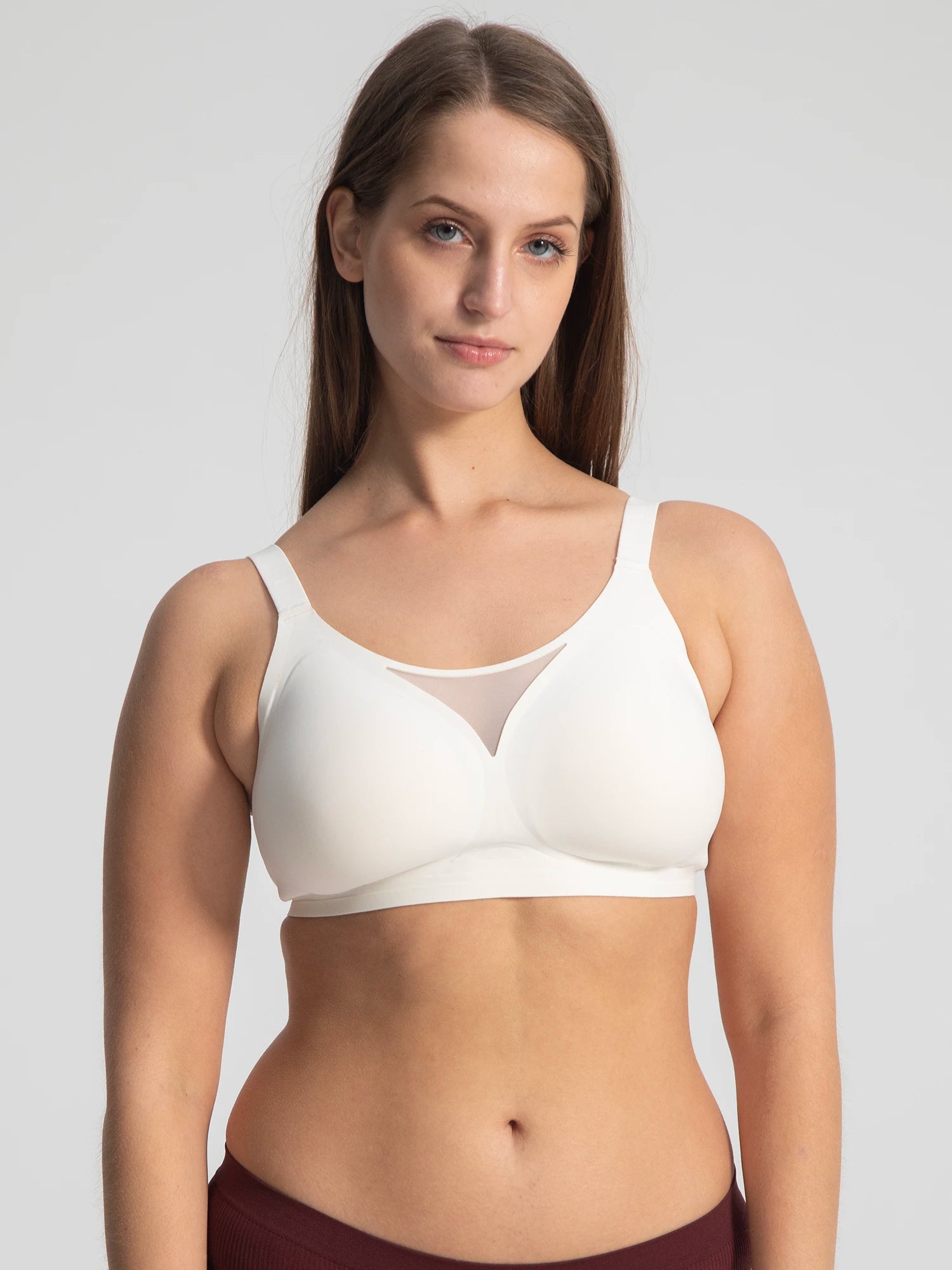 Eve Chantelle Seamless Mesh-Trim Bonded Bralette
