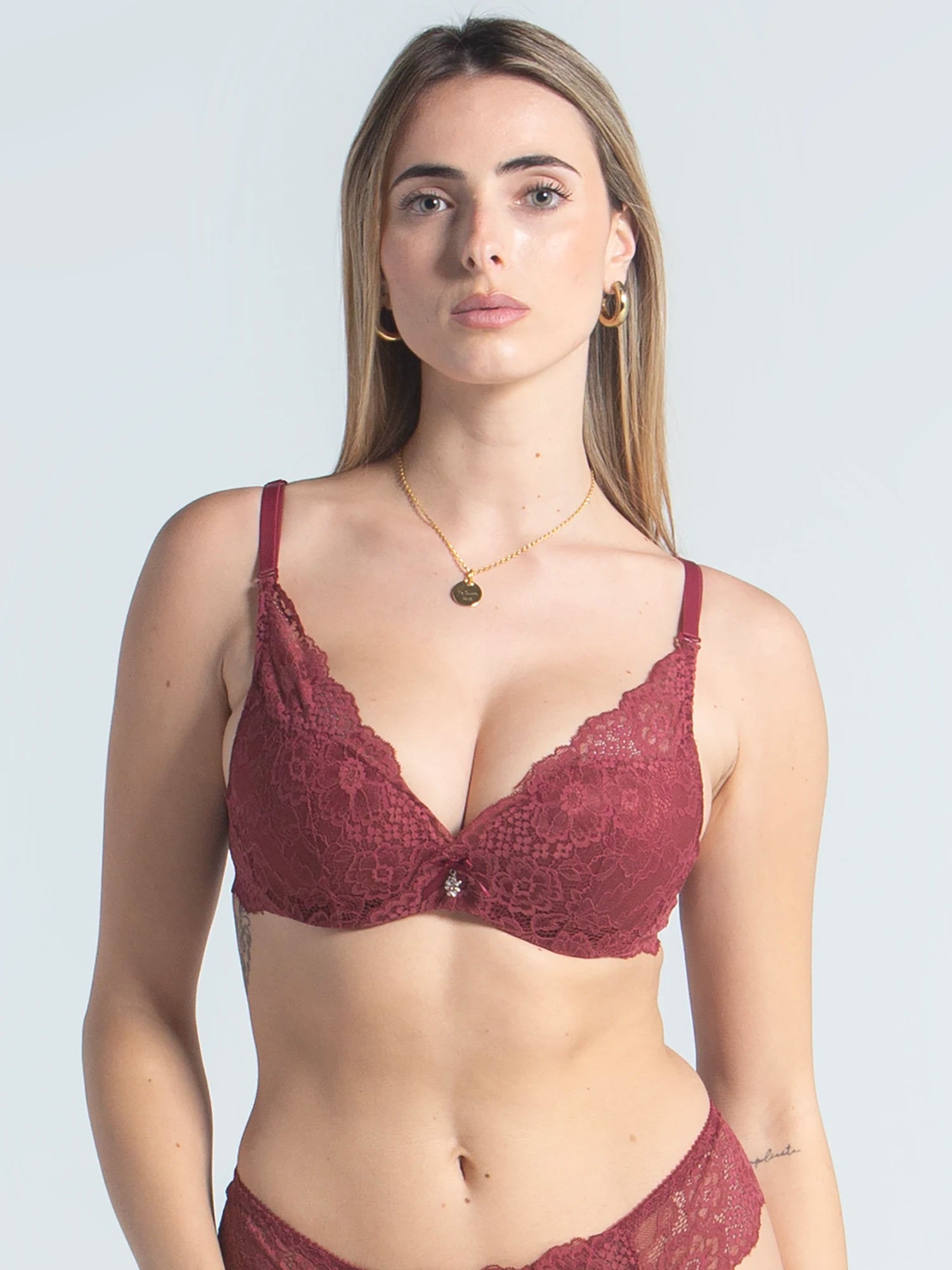 Eve Chantelle Elegant Lace Lingerie Set