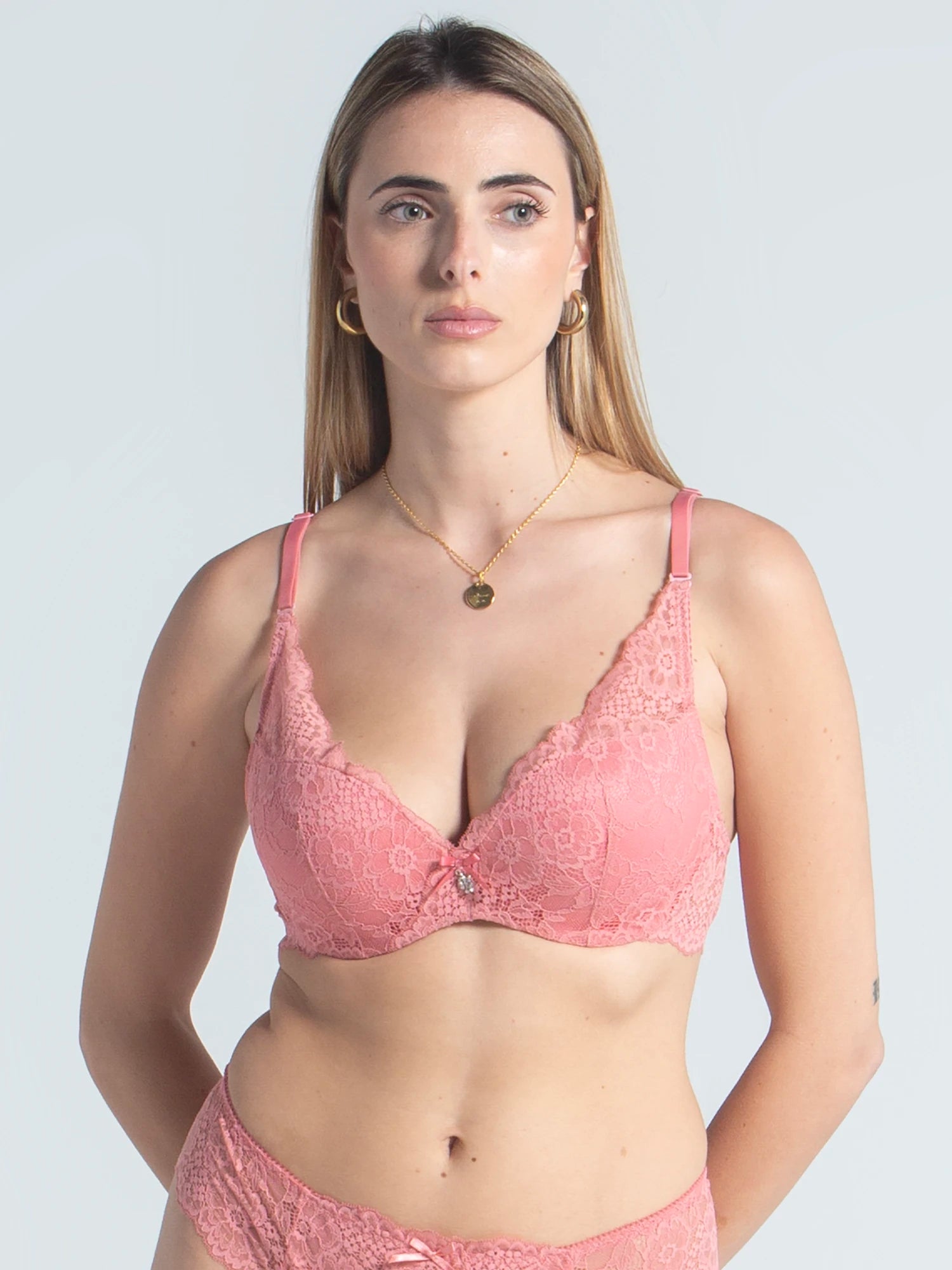 Eve Chantelle Elegant Lace Lingerie Set