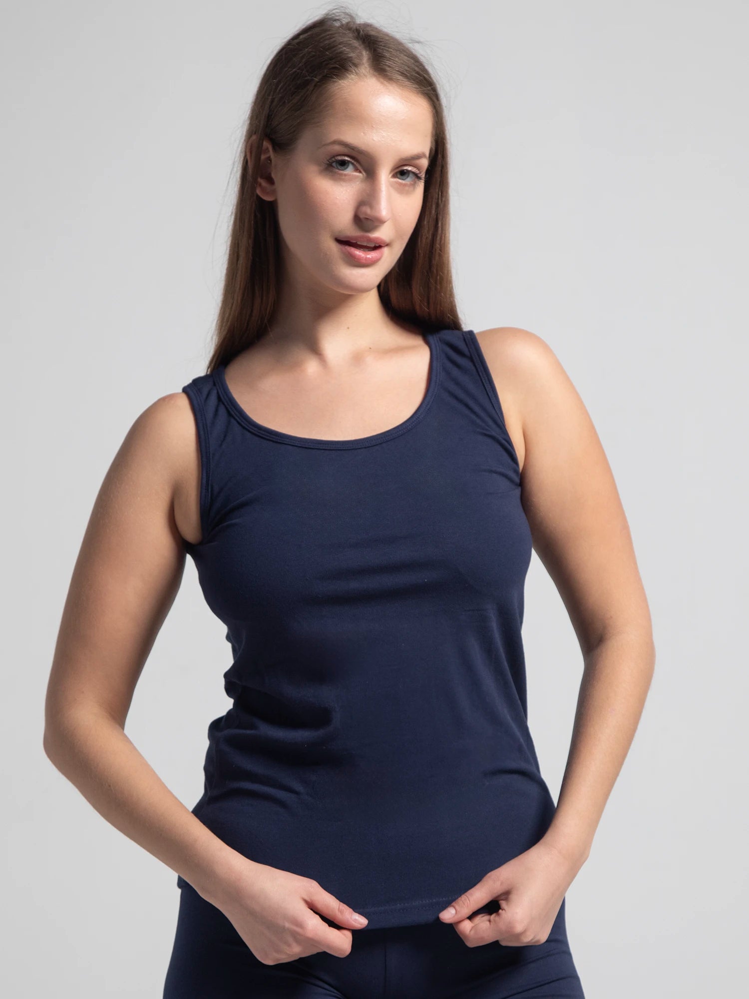 تانك توب "Bold" باللون الأسود