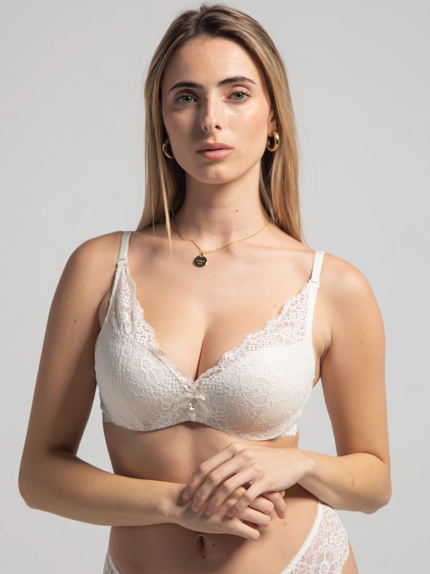 Eve Chantelle Elegant Lace Lingerie Set