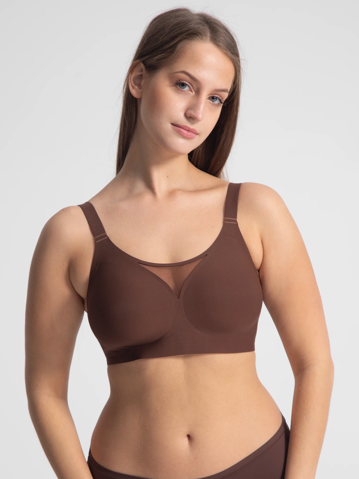 Eve Chantelle Seamless Mesh-Trim Bonded Bralette