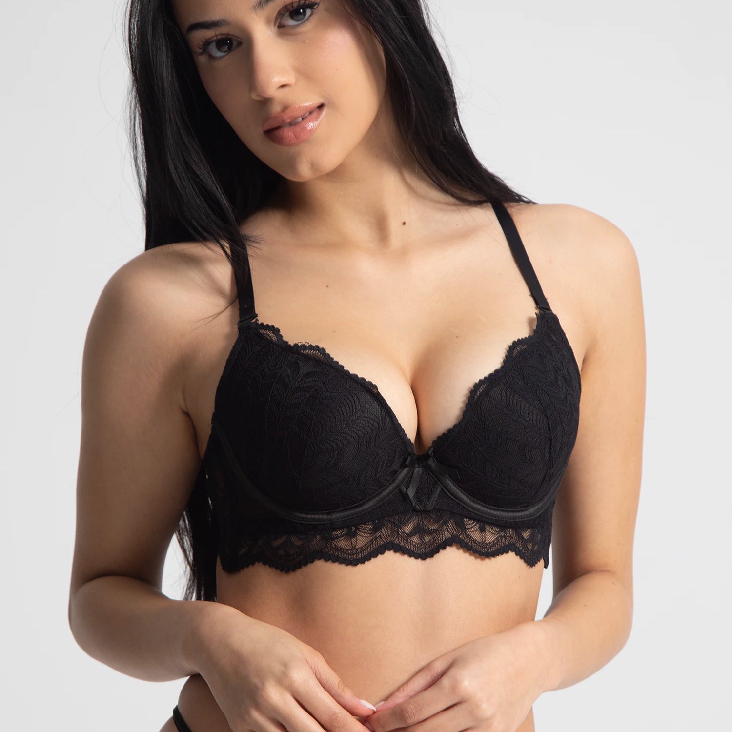 Eve Chantelle Bold Shape Lace Bra