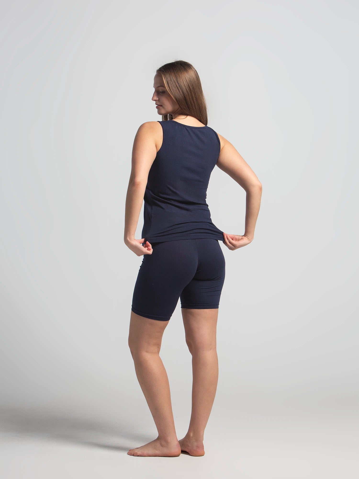 تانك توب "Bold" باللون الأسود