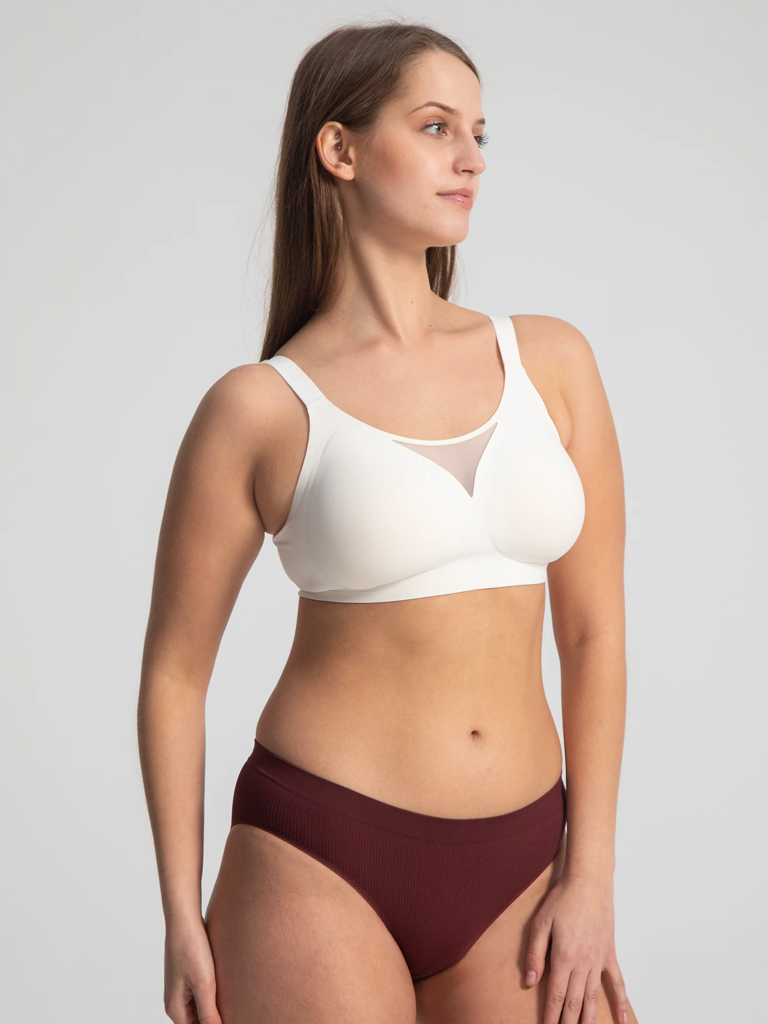 Eve Chantelle Seamless Mesh-Trim Bonded Bralette