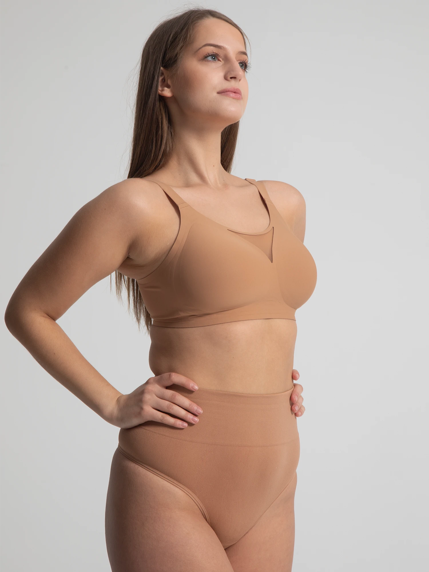 Eve Chantelle Seamless Mesh-Trim Bonded Bralette