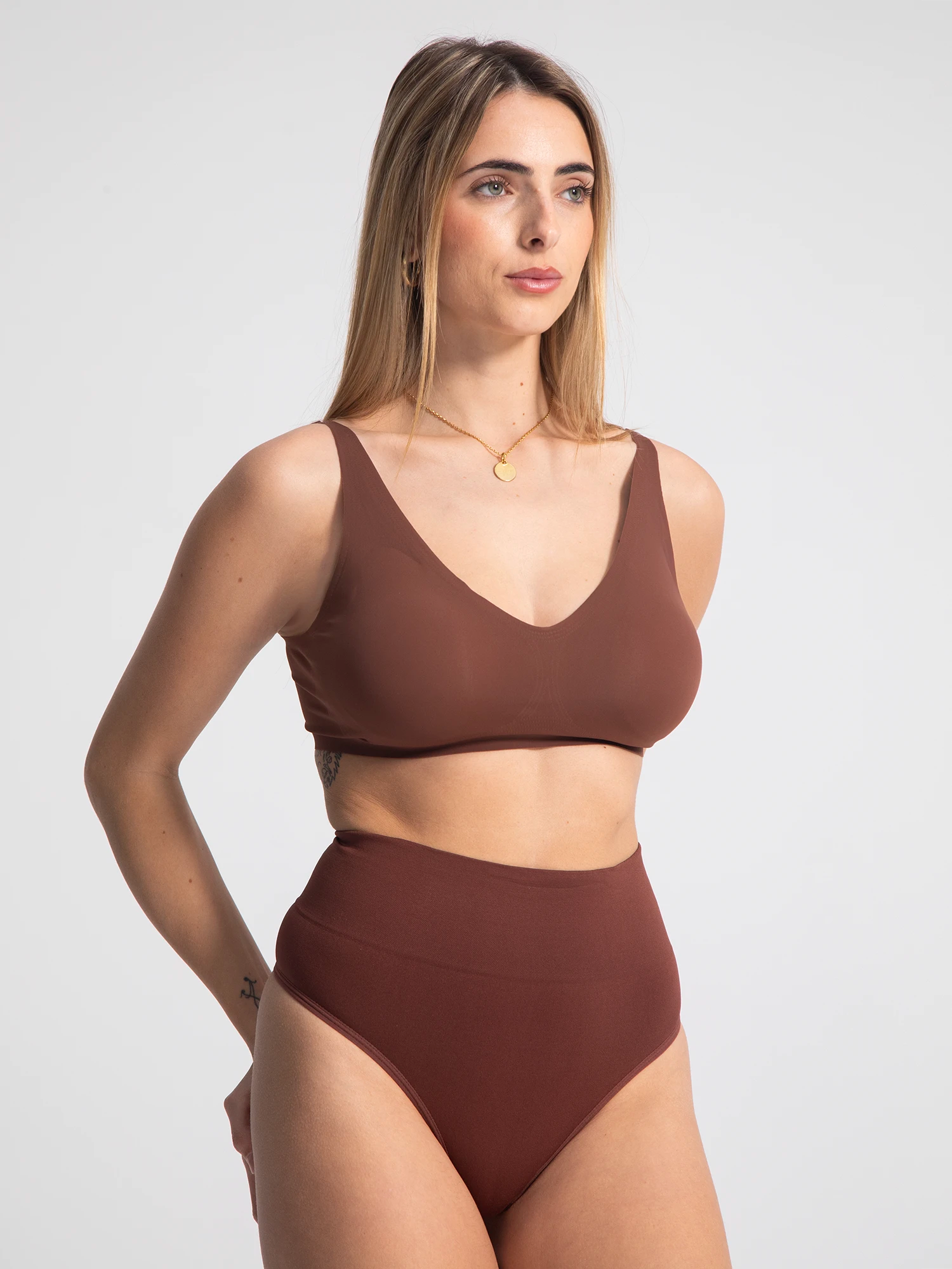 Eve Chantelle Shape Fit High Waist Thong