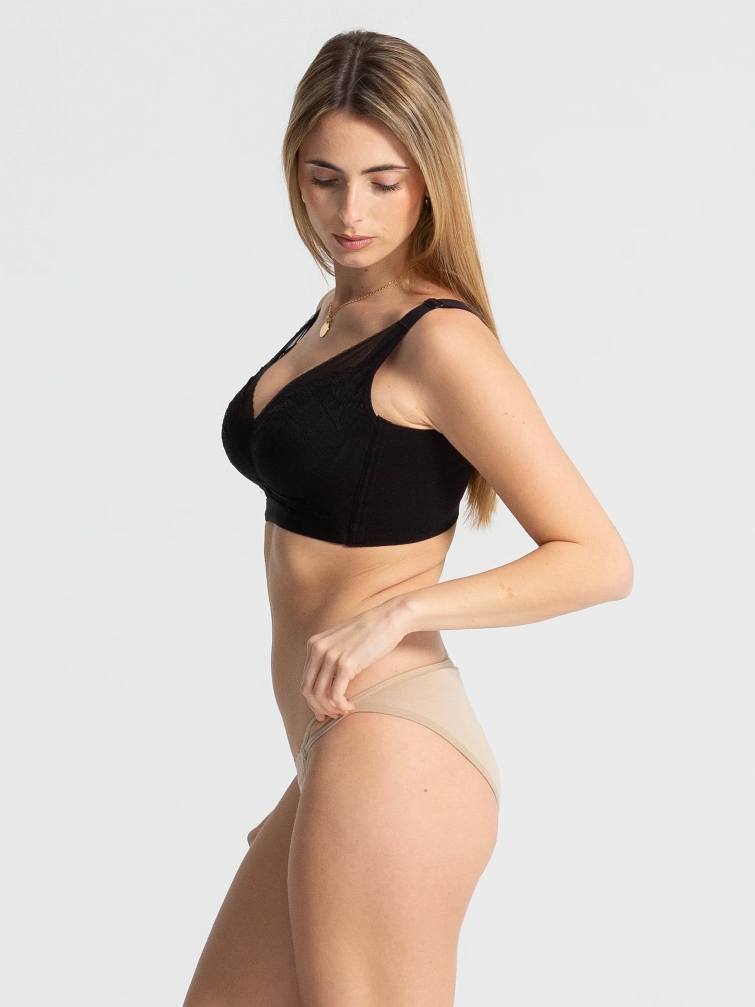 Eve Chantelle Lift Lace Support Bra