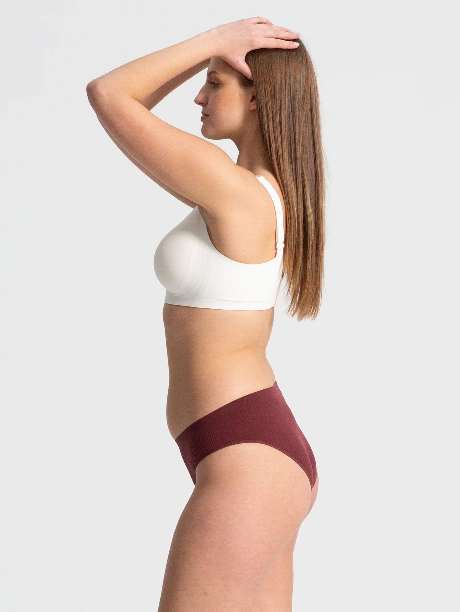Eve Chantelle Seamless Mesh-Trim Bonded Bralette
