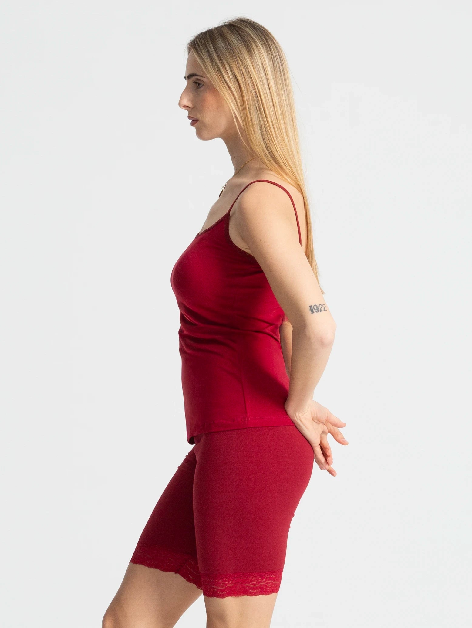 Thin Lace Edge Tank Top