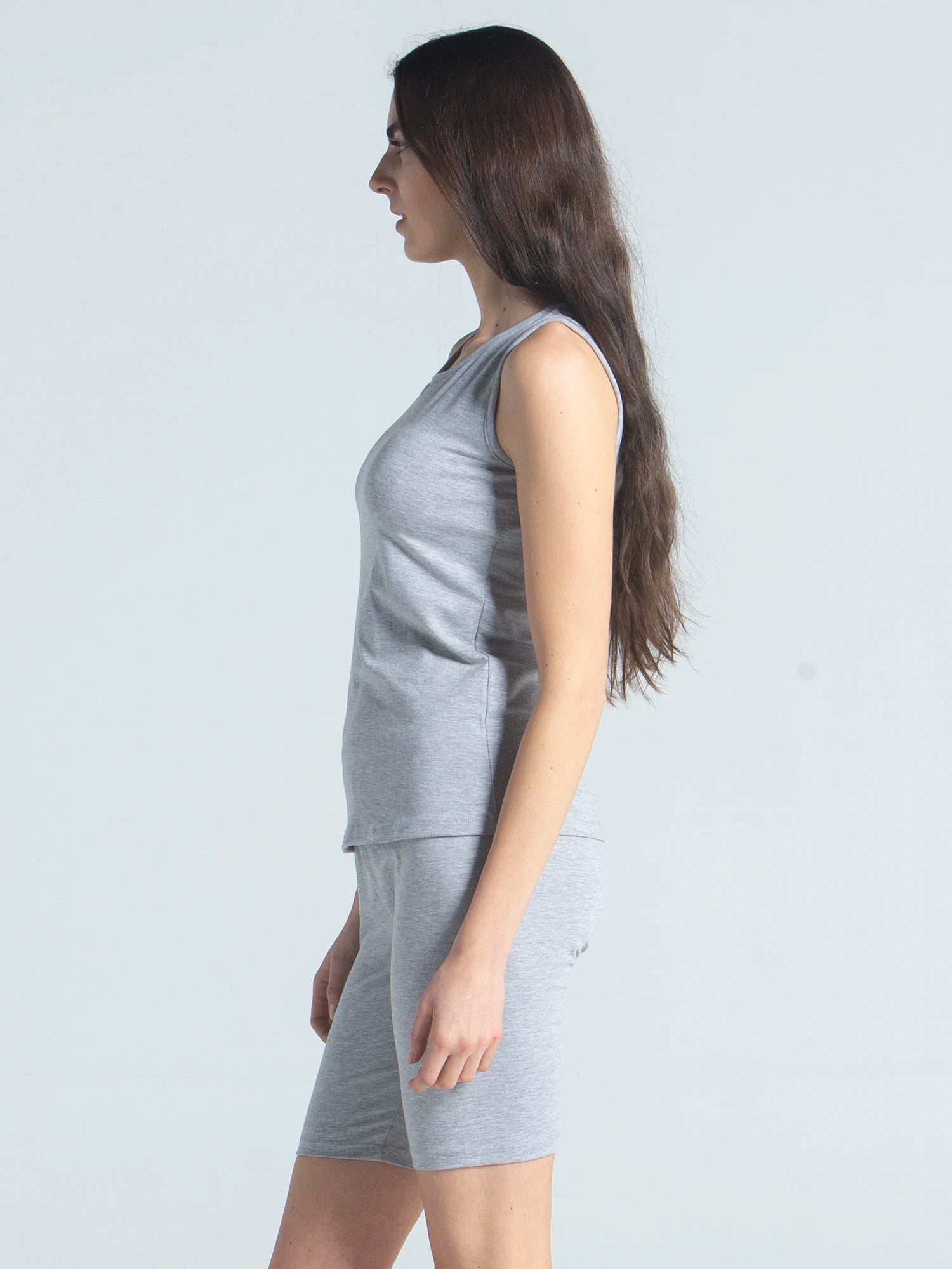 تانك توب "Bold" باللون الأسود