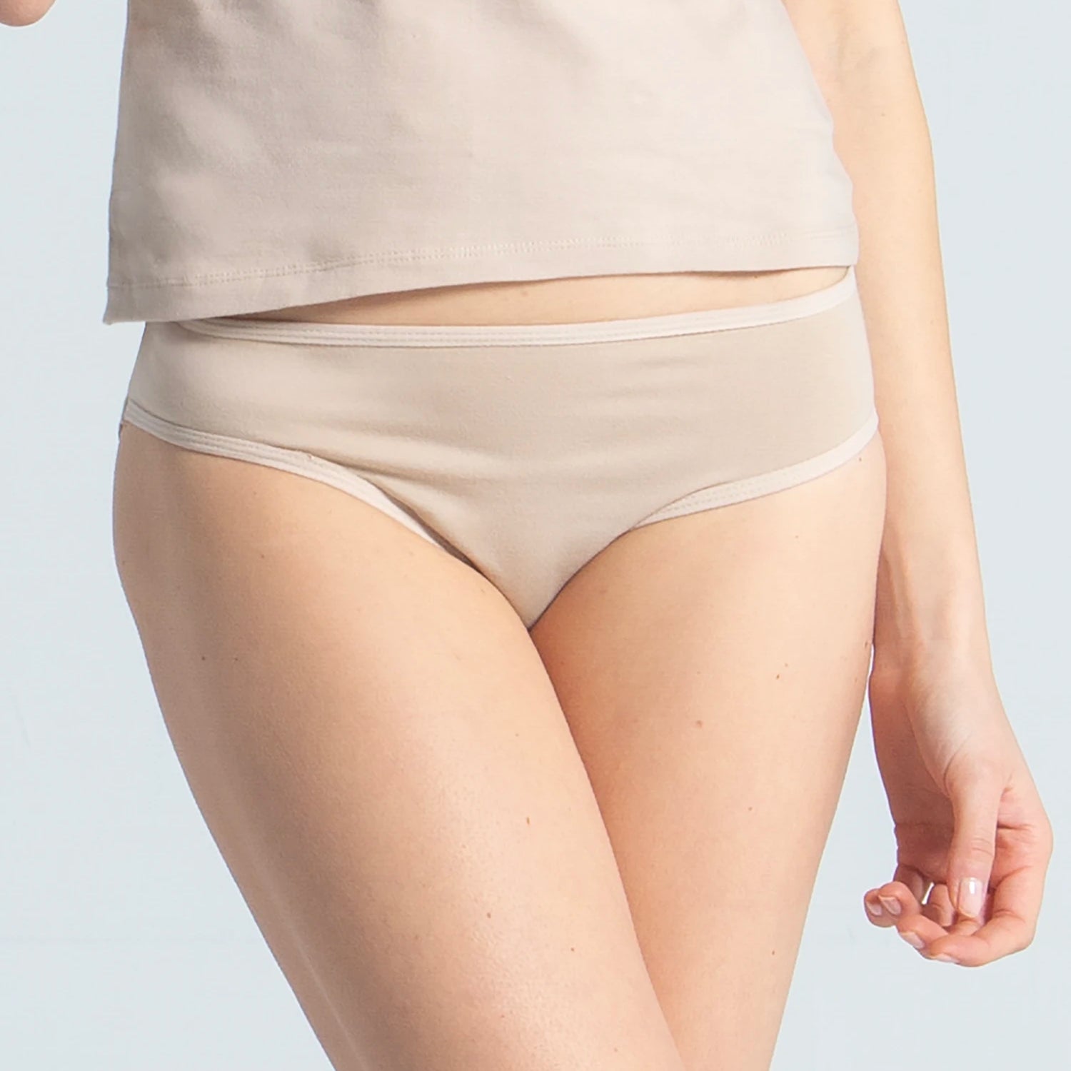 Seamless Transparent Slip