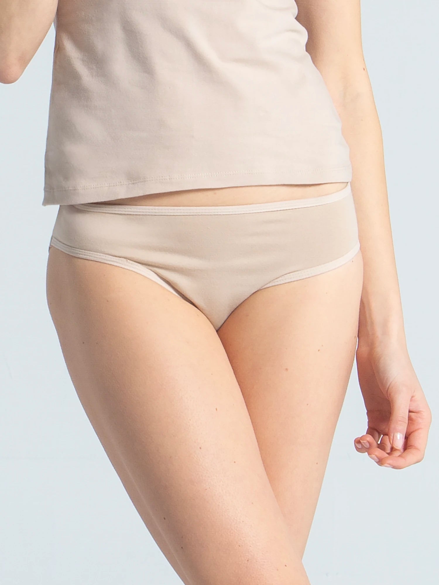 Seamless Transparent Slip