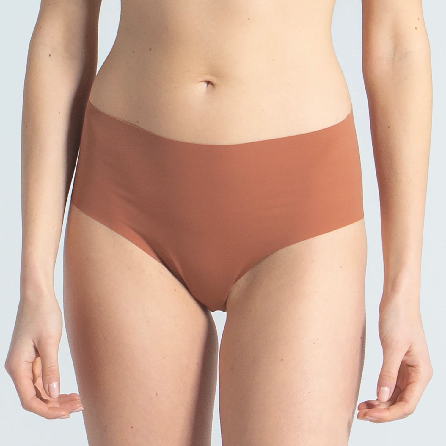 Seamless Luxe High-Waist Briefs