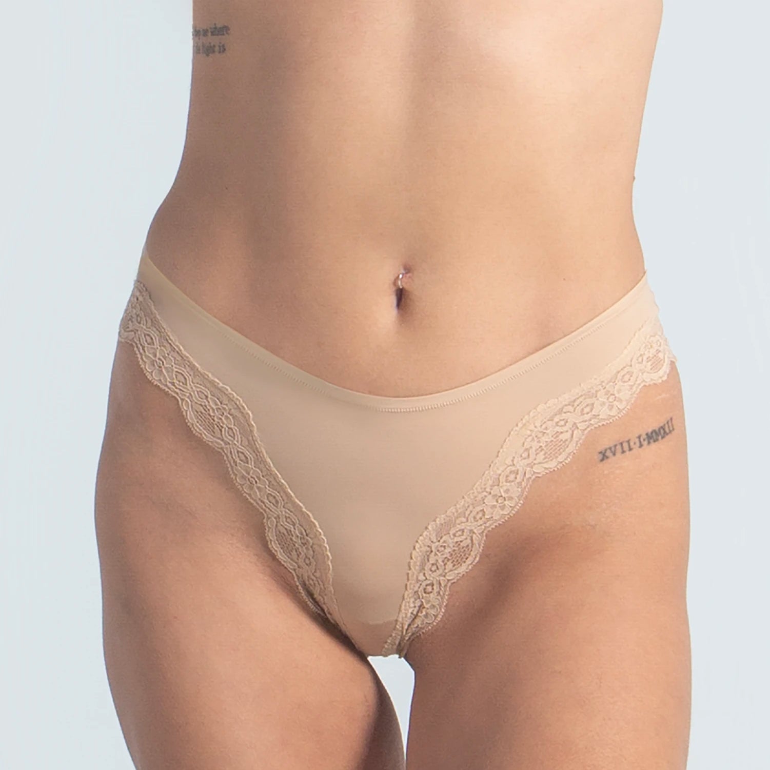 Eve Chantelle Light Lace Thong
