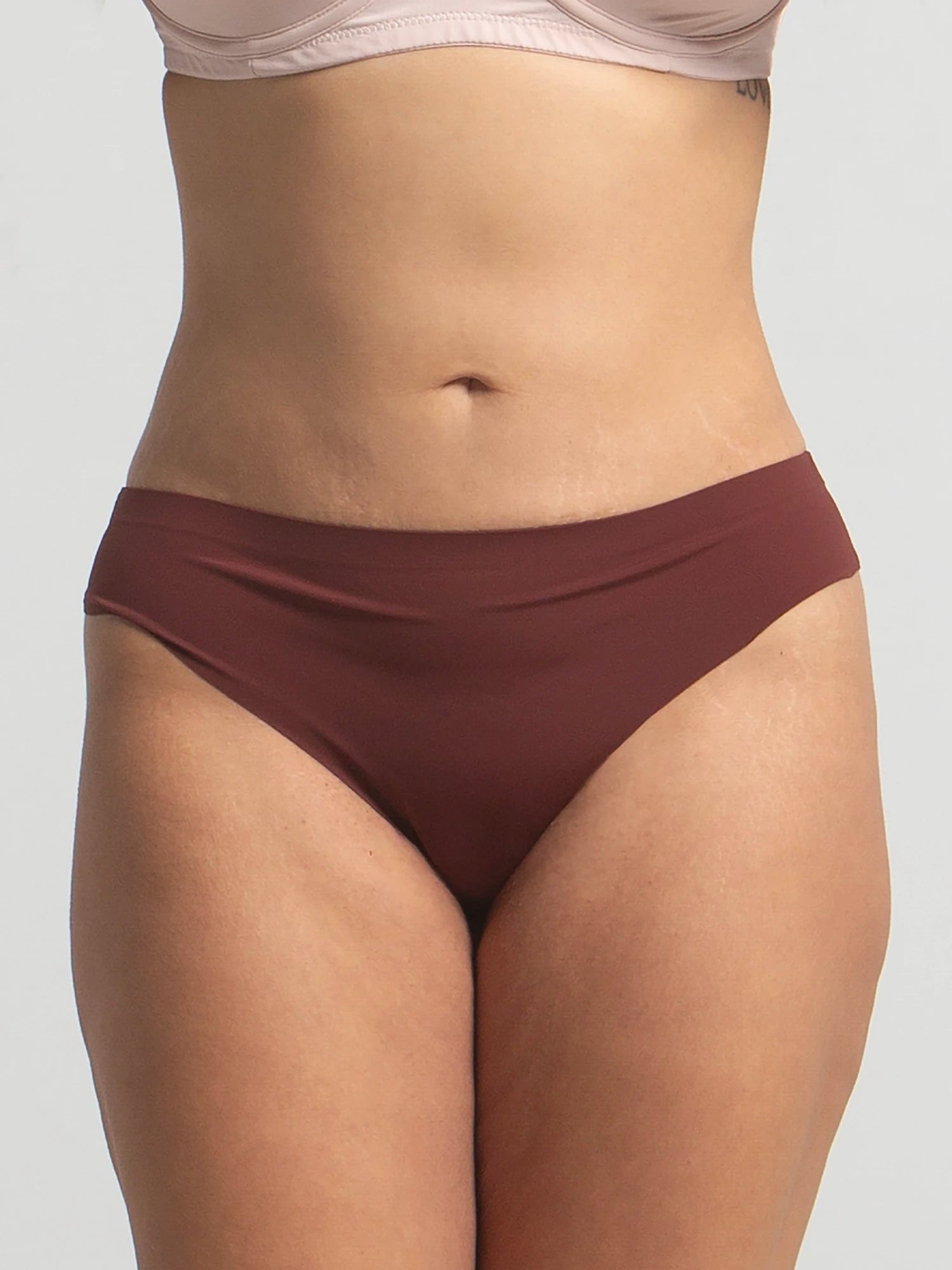 Seamless Elegance Thong