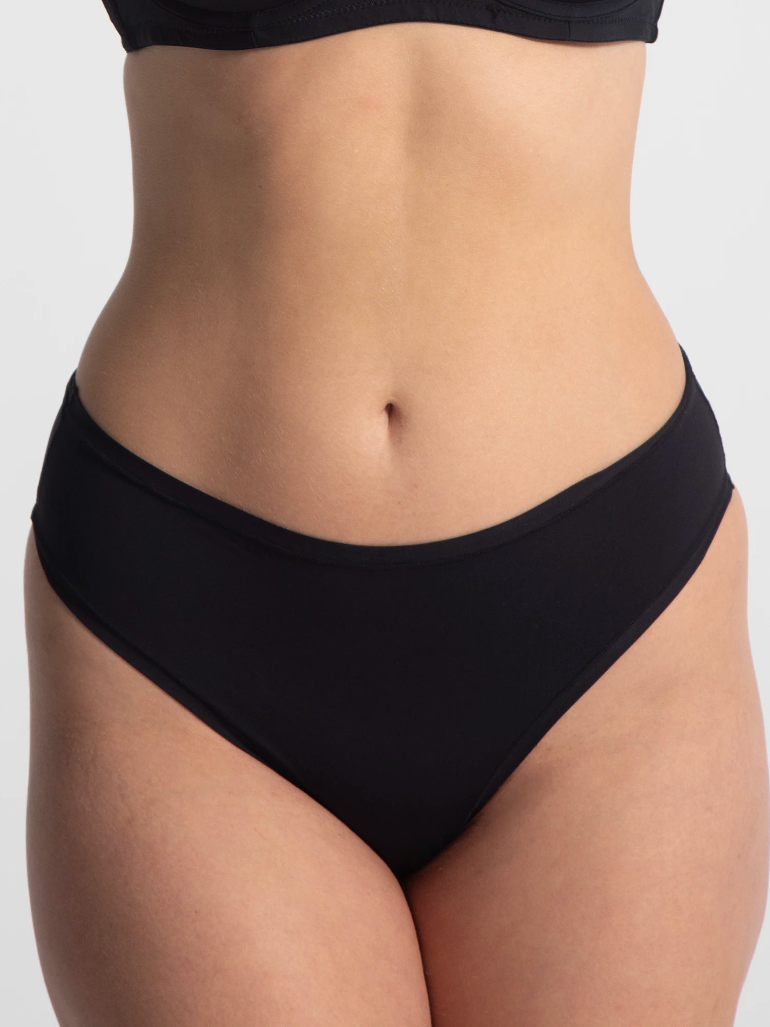 Eve Chantelle Second Skin Seamless Brief