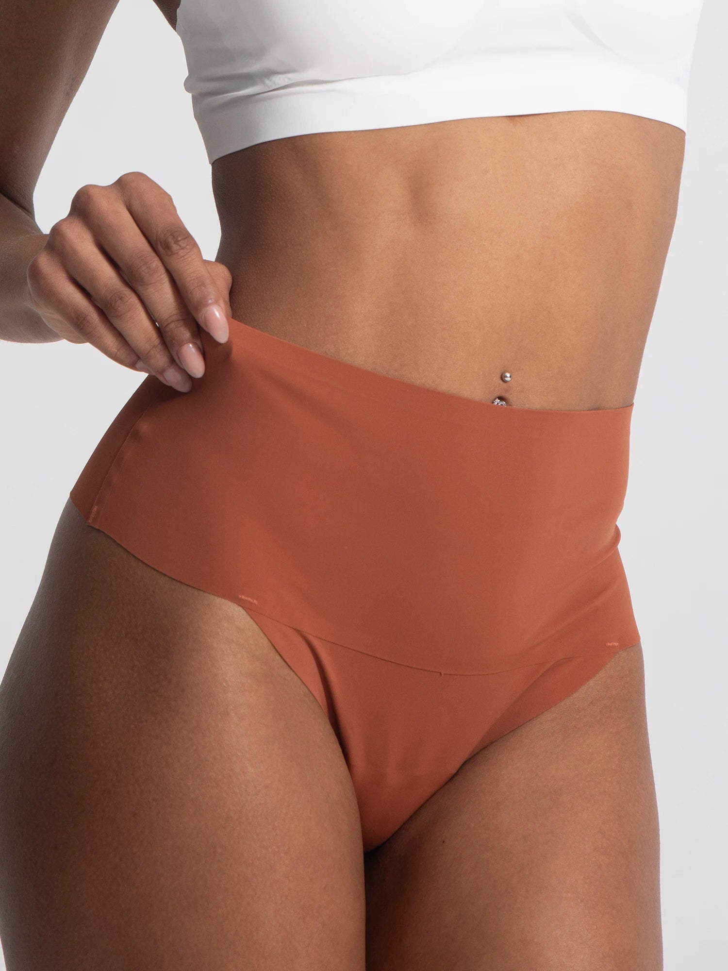 Seamless Silk Whisper Thong