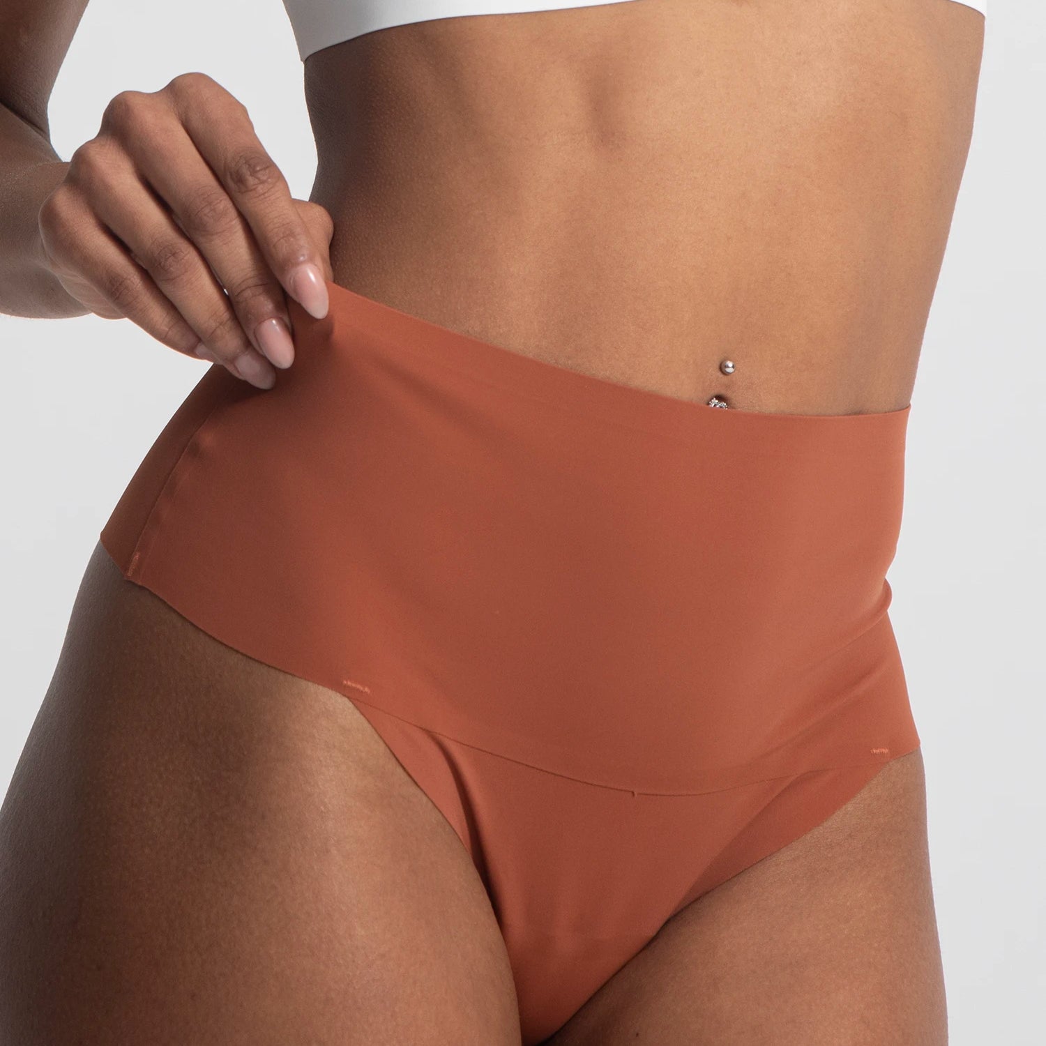 Seamless Silk Whisper Thong