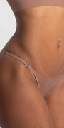 Seamless Magnetic Whisper Thong