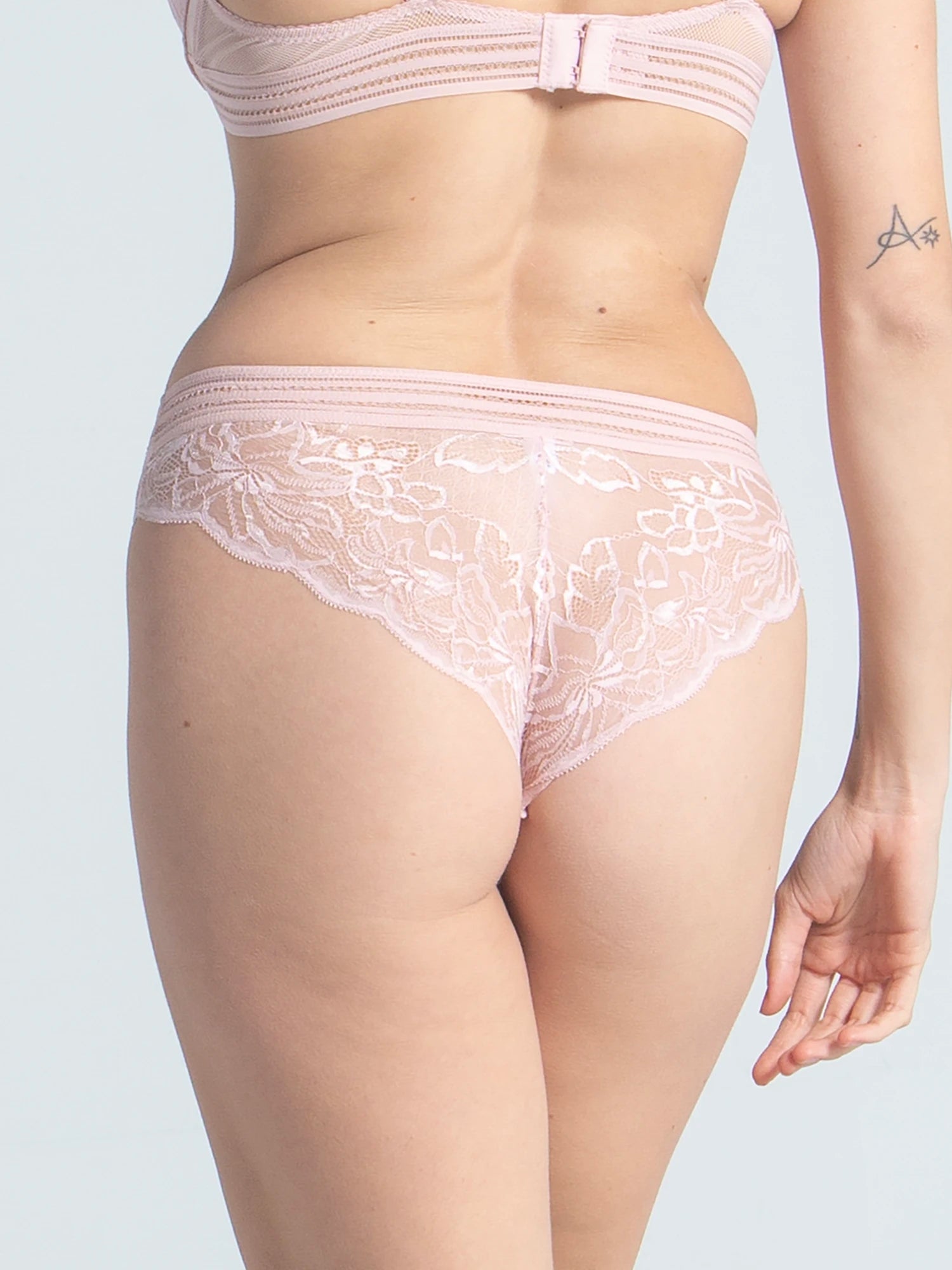 Eve Chantelle Soft  Mid-Rise Lace Brief