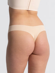 Seamless Silhouette Thong