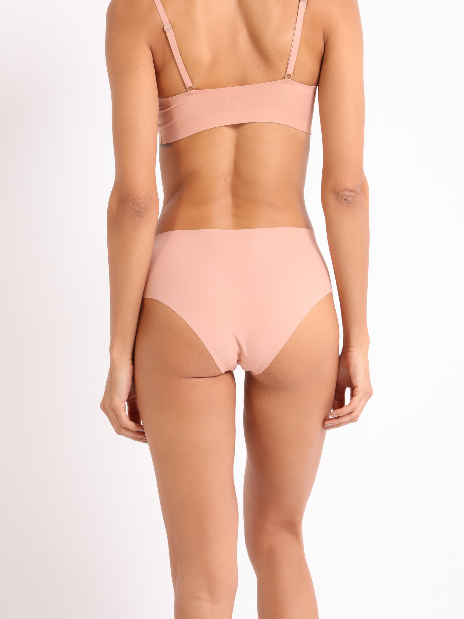 Seamless Luxe High-Waist Briefs