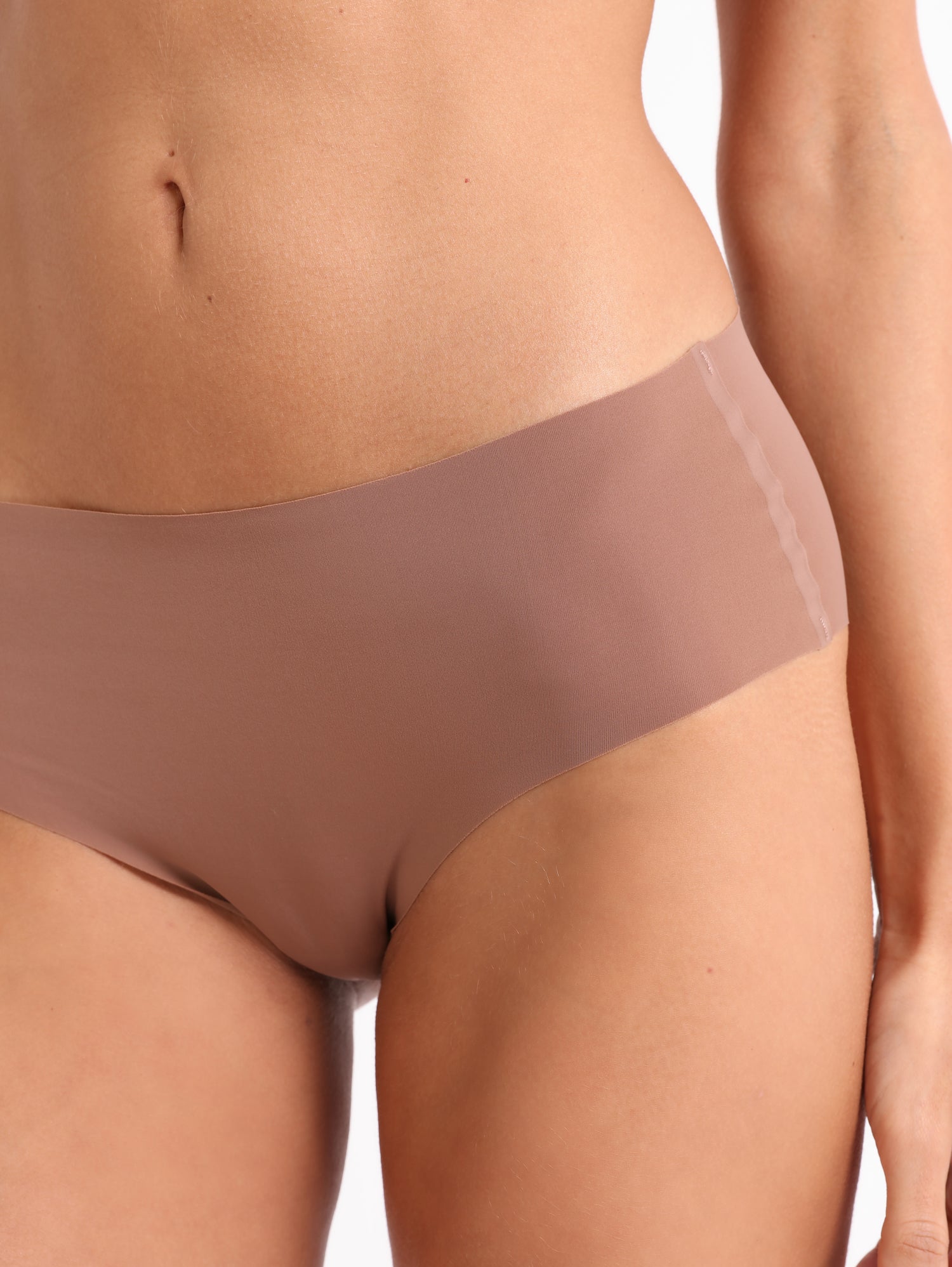 Seamless Luxe High-Waist Briefs