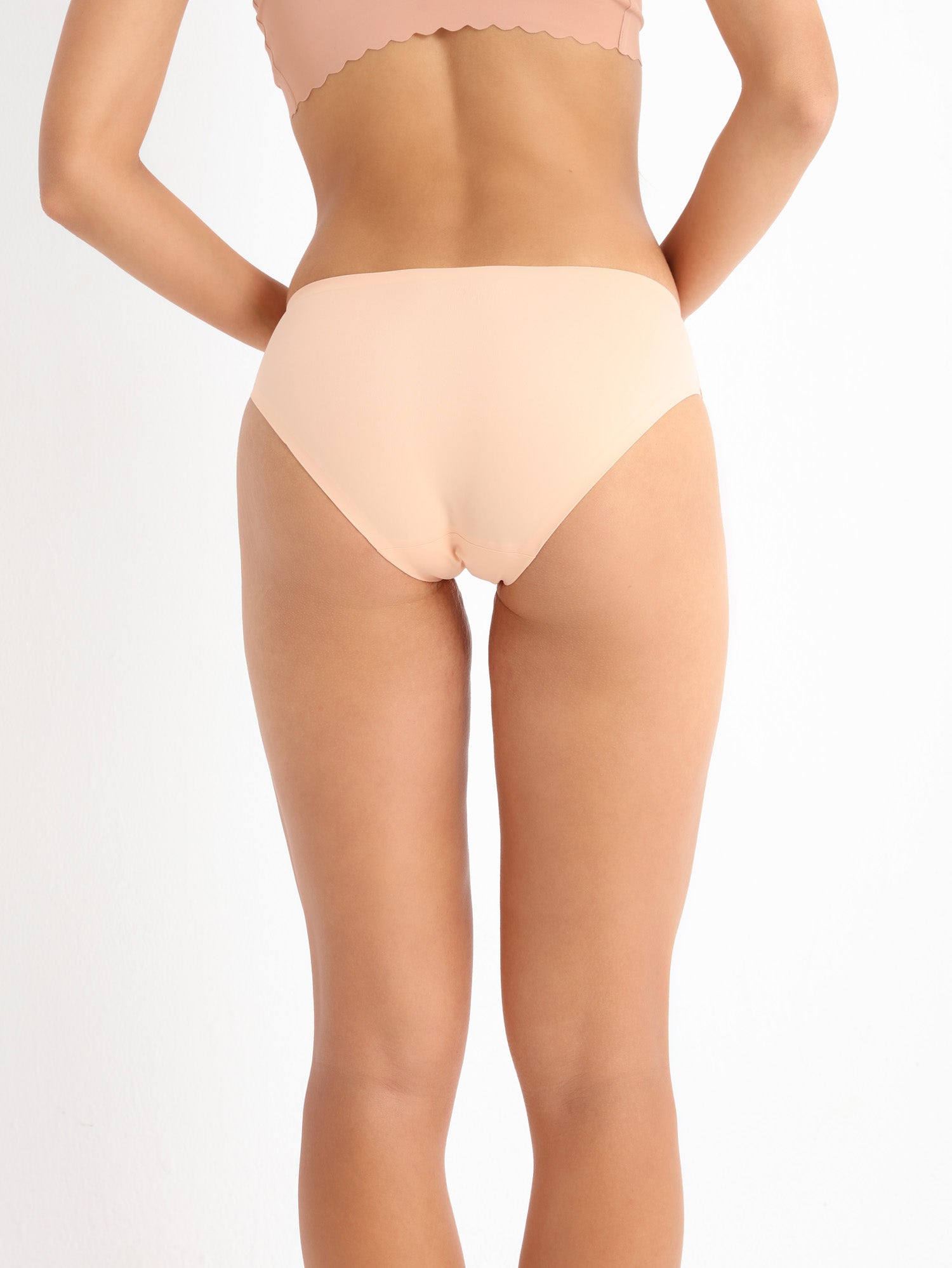 Seamless Grace Full-Coverage Bikini