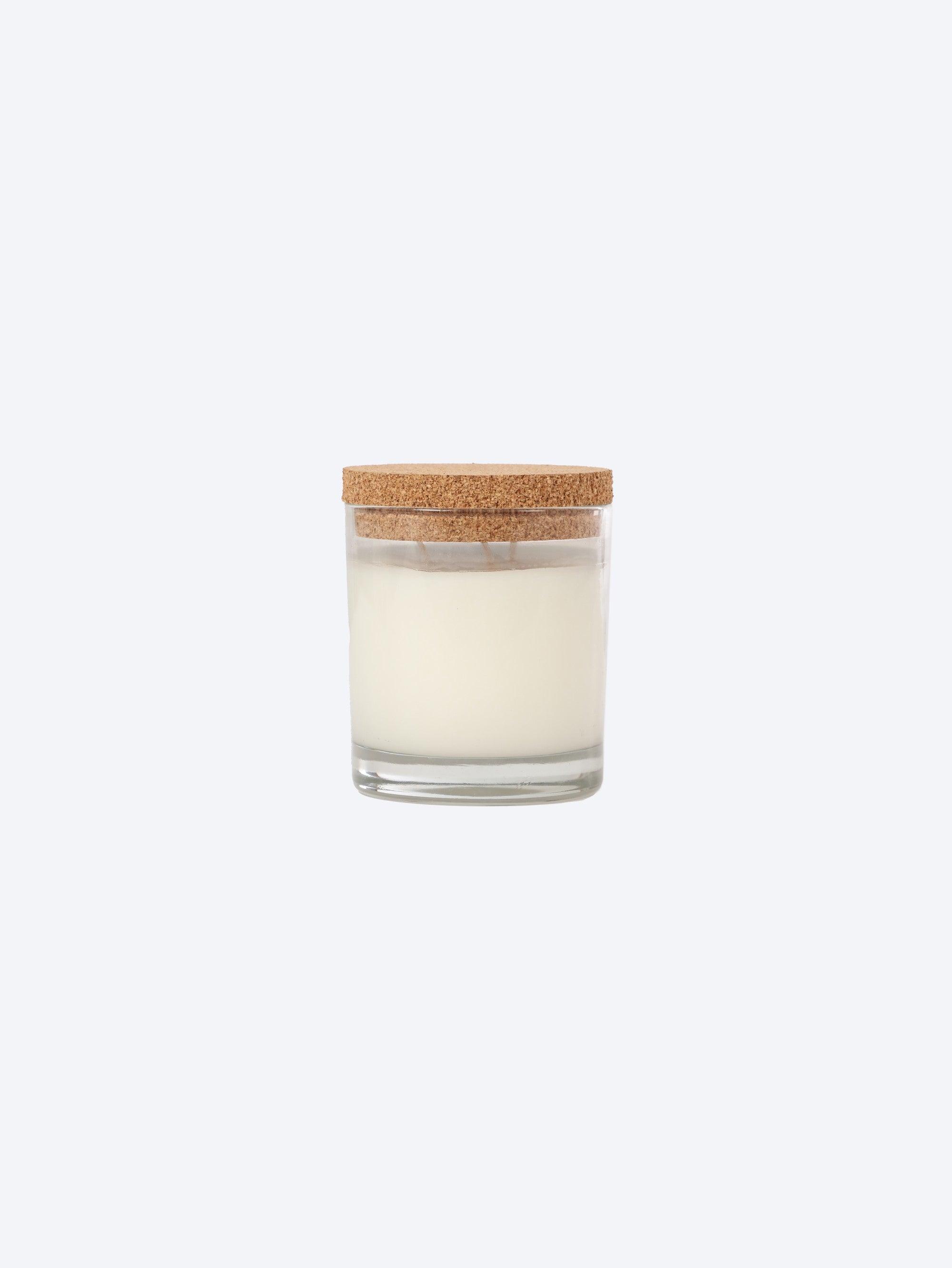 Vanilla Cupcake - Vanilla Scented Candle 200 ml - Eve Chantelle