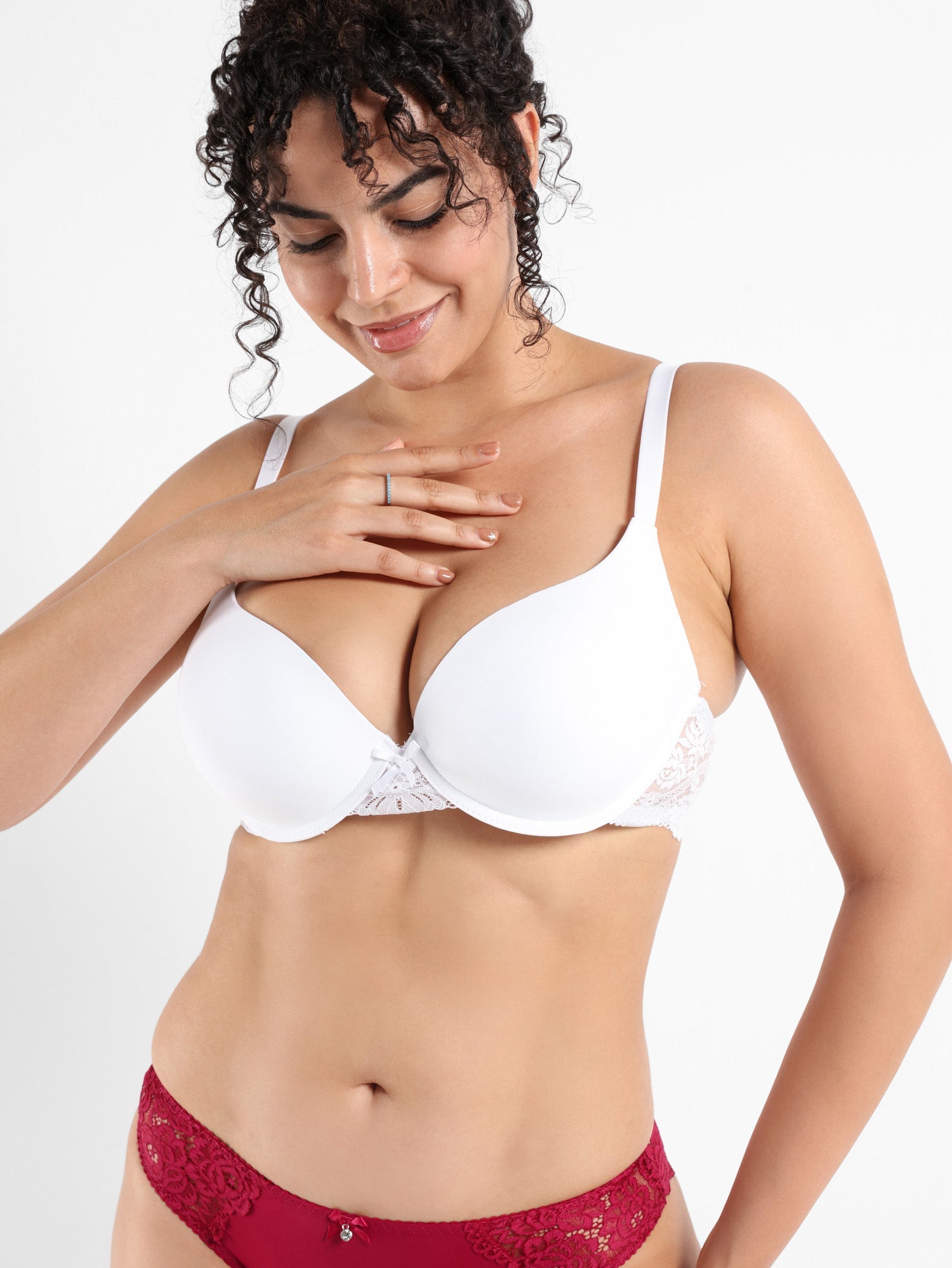 حمالة صدر “Elegant Edge Everyday Fit”