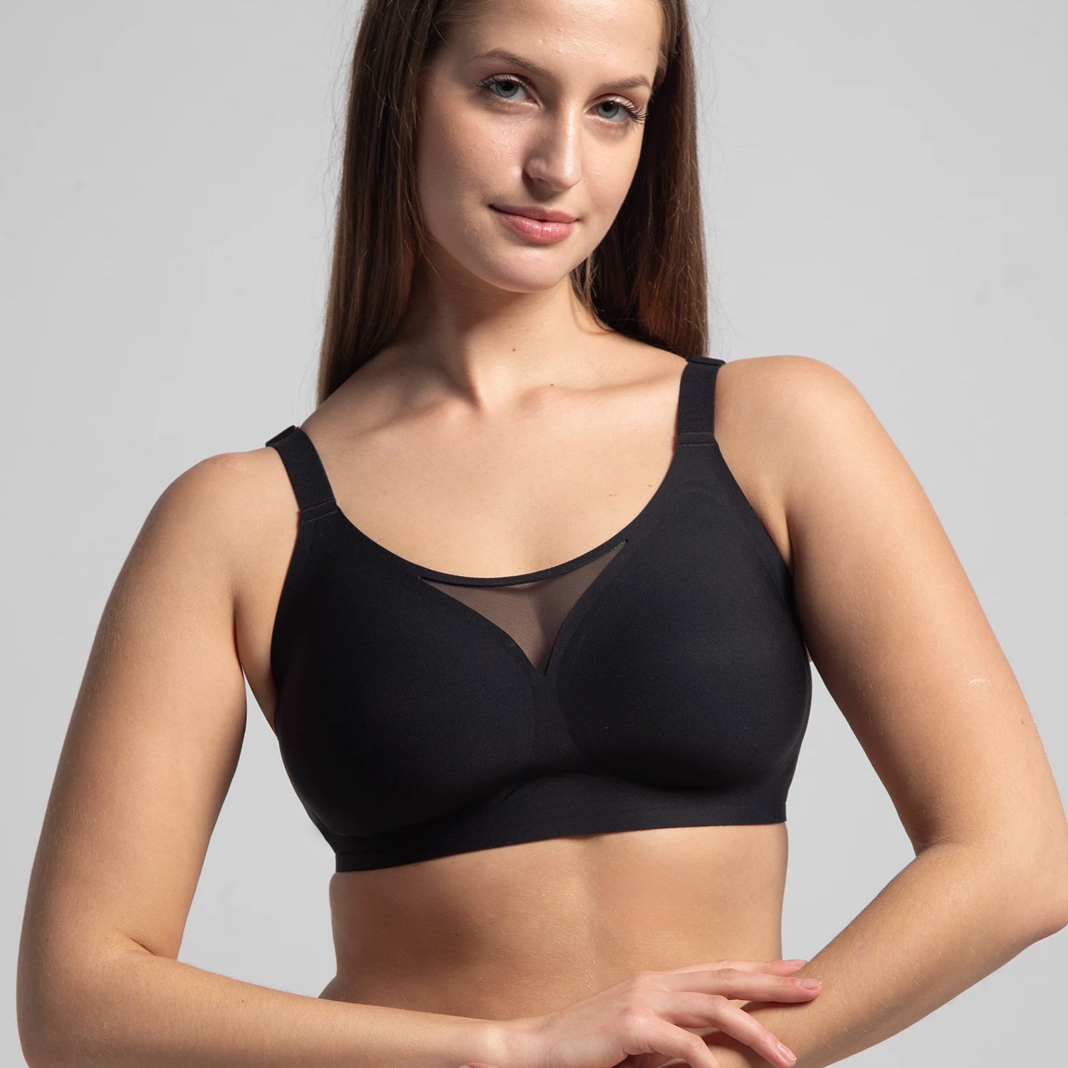 Eve Chantelle Seamless Mesh-Trim Bonded Bralette