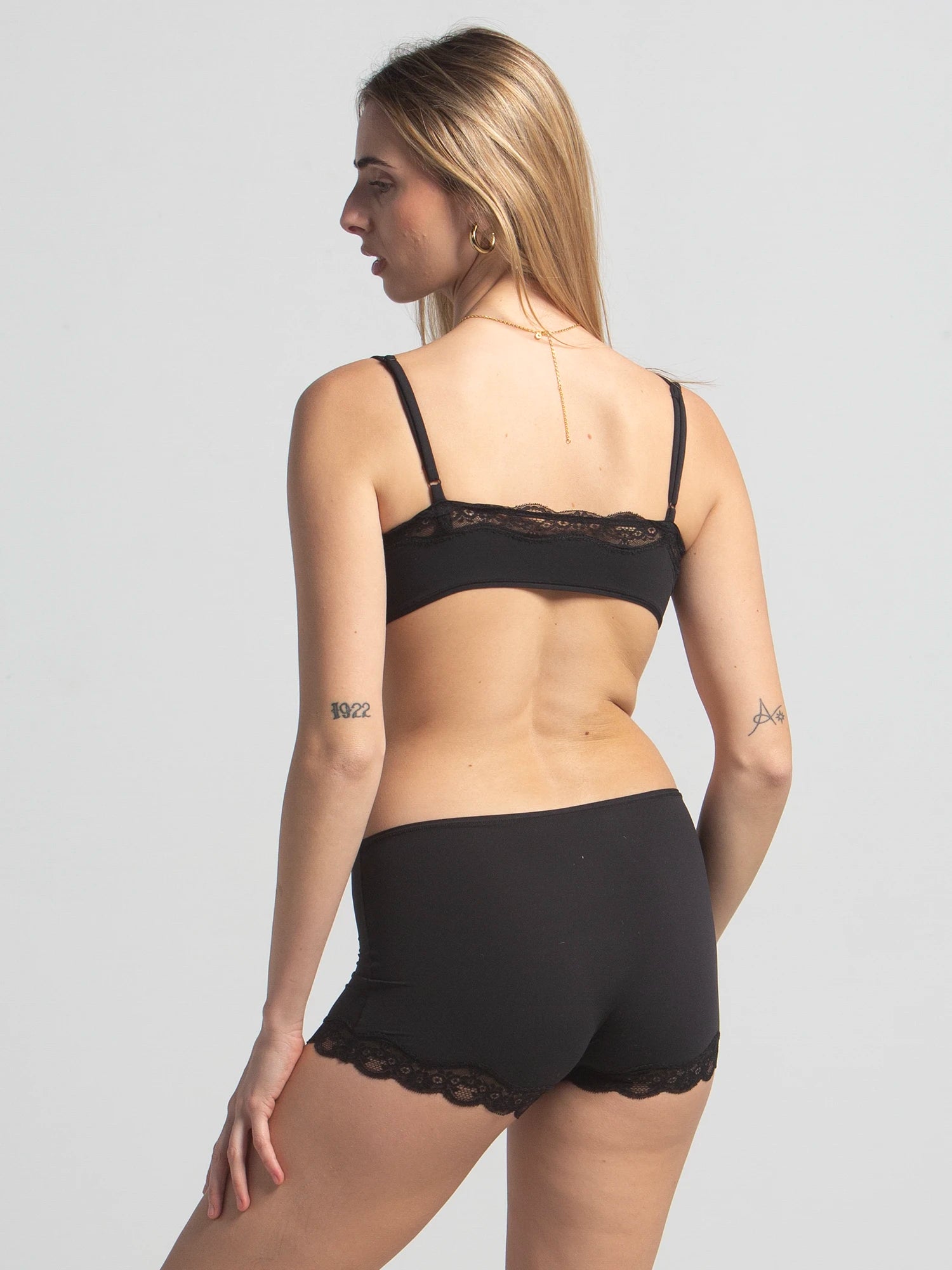 Eve Chantelle Lace Charm Bralette