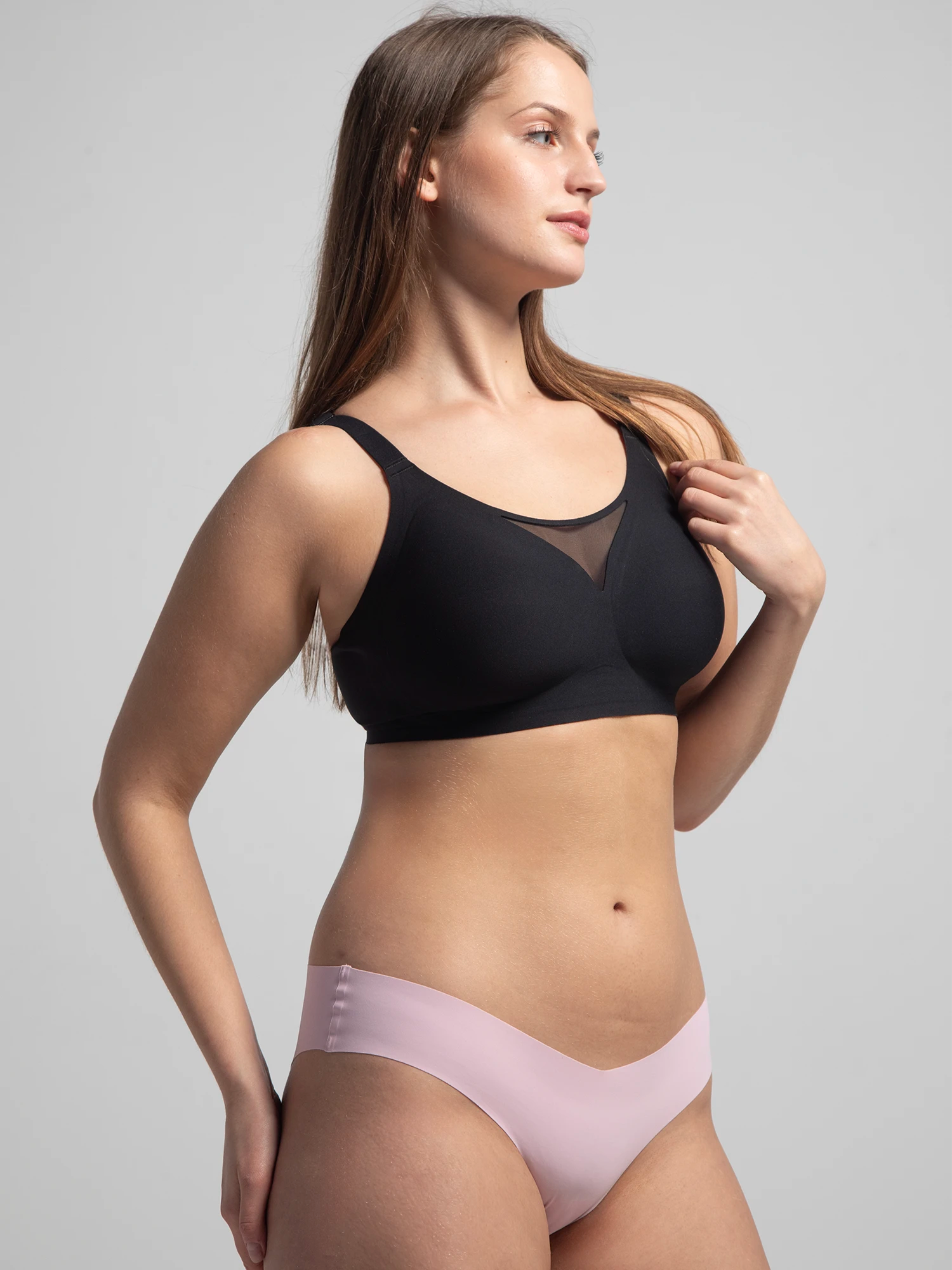 Eve Chantelle Seamless Mesh-Trim Bonded Bralette