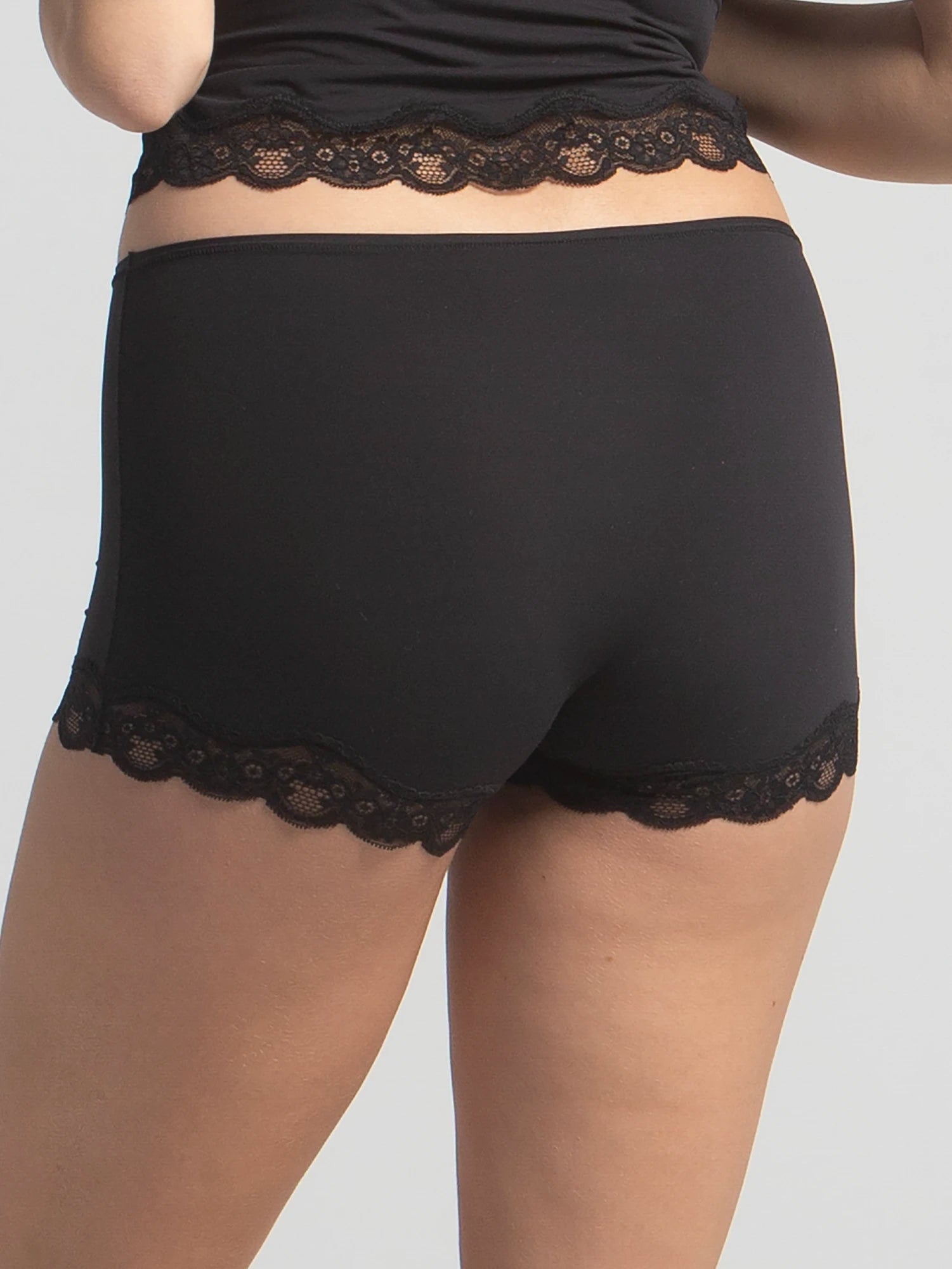Eve Chantelle Perfect Lace Fit Boyshort