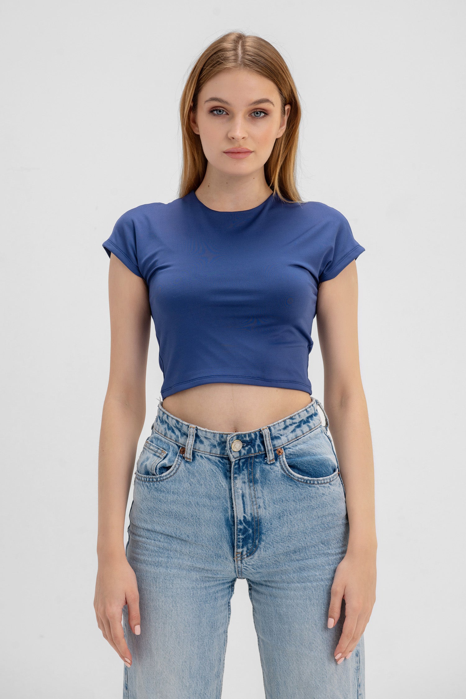 Virmo Cropped Round Neck Top Cap Sleeve