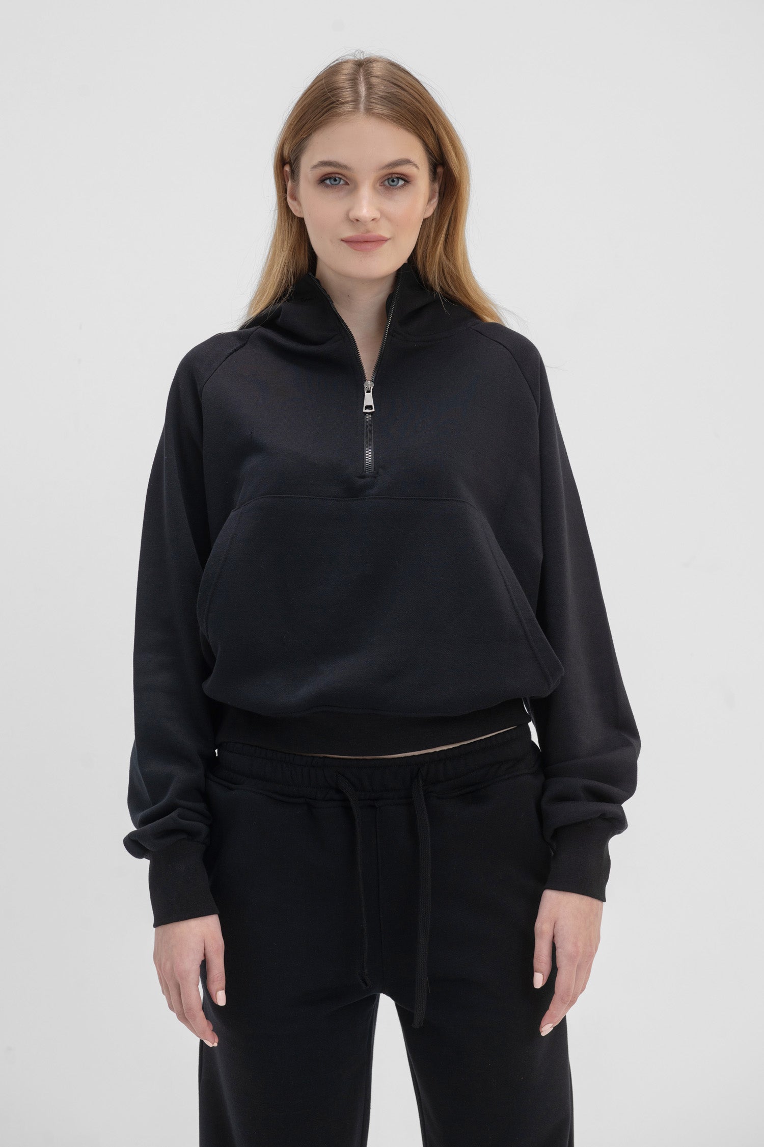 Virmo Quarter-Zip Collar Sweatshirt