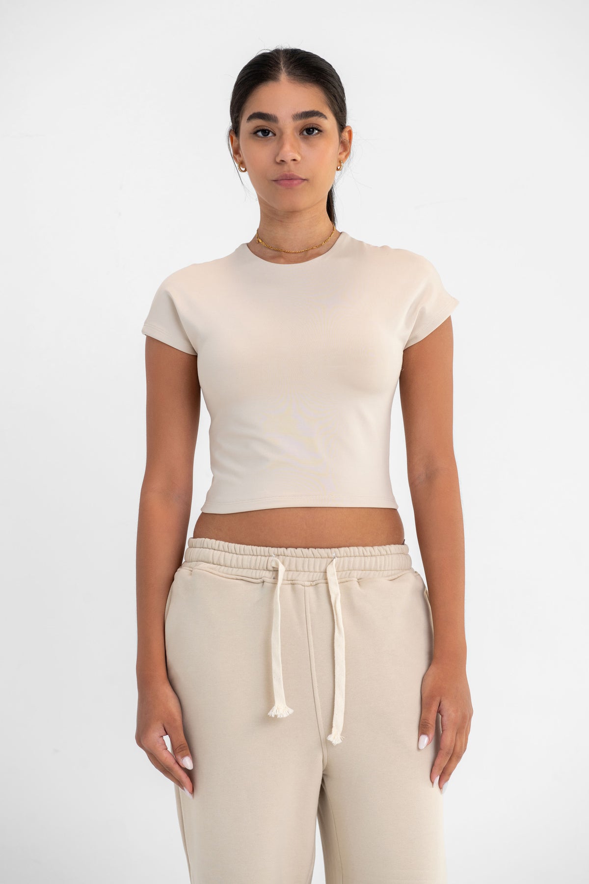 Virmo Cropped Round Neck Top Cap Sleeve