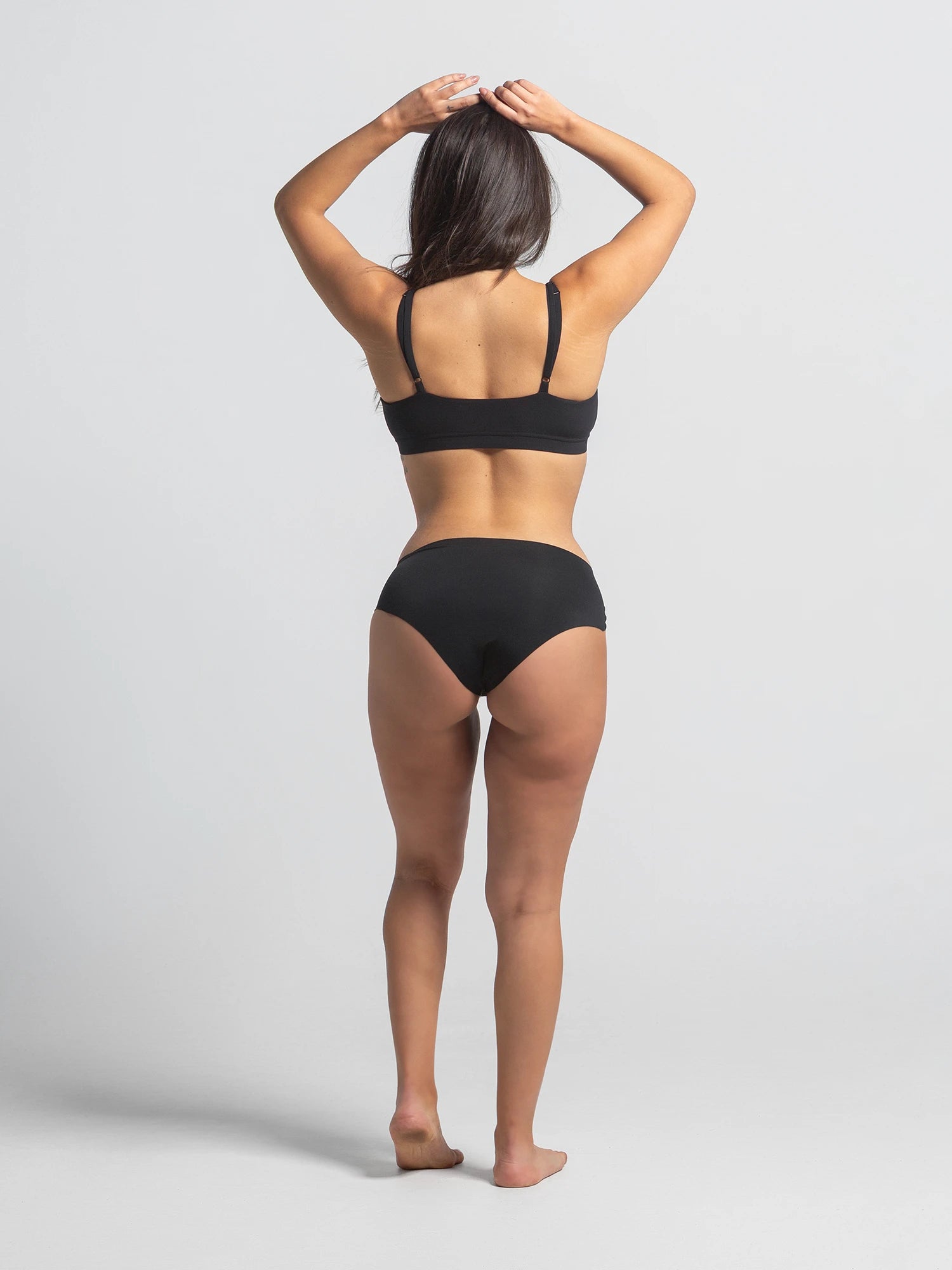 Seamless Luxe High-Waist Briefs