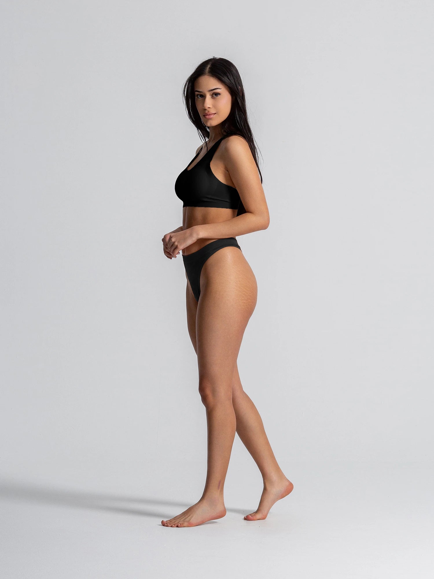 Eve Chantelle Smooth Touch Seamless String